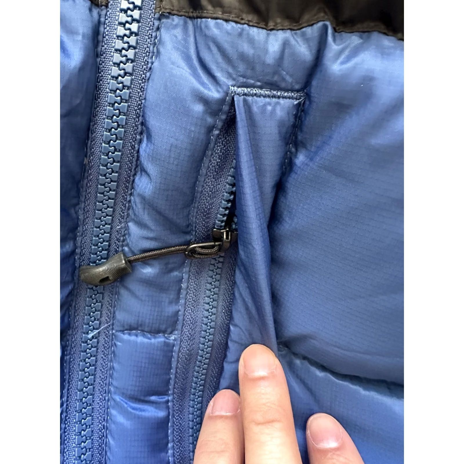 Eastern Mountain Sports VINTAGE EASTERN MOUNTAIN SPORTS DOWN PUFFER JACKET EMS Men L Black Blue Jacket Size US L / EU 52-54 / 3 - 4 Thumbnail