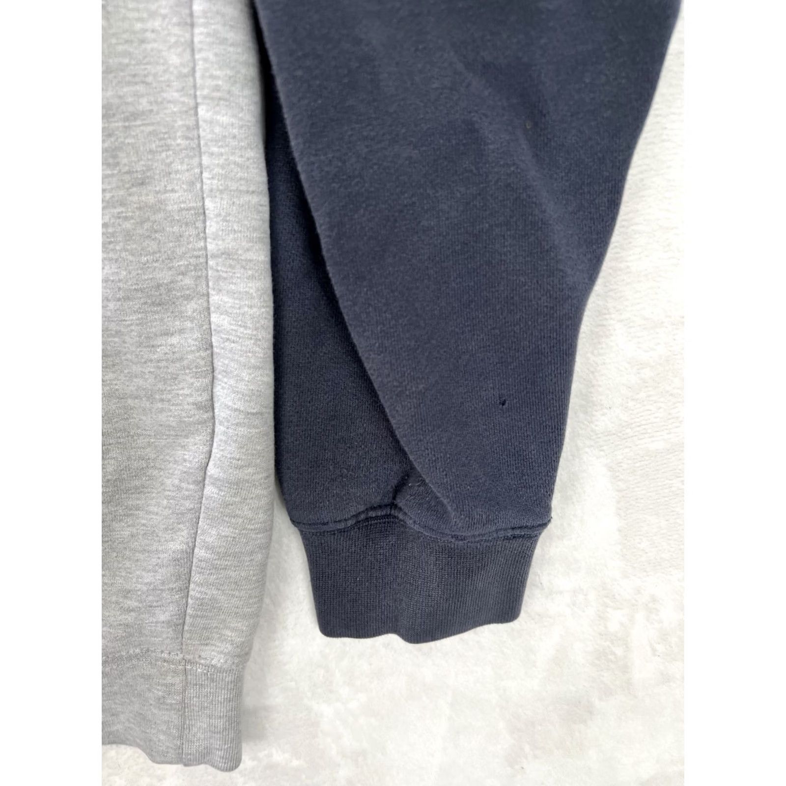 Vintage VINTAGE Santa Cruz Hoodie Sweatshirt Mens S Blue Logo 90s Skate Pullover Hooded Pockets Shedding Size US S / EU 44-46 / 1 - 6 Thumbnail