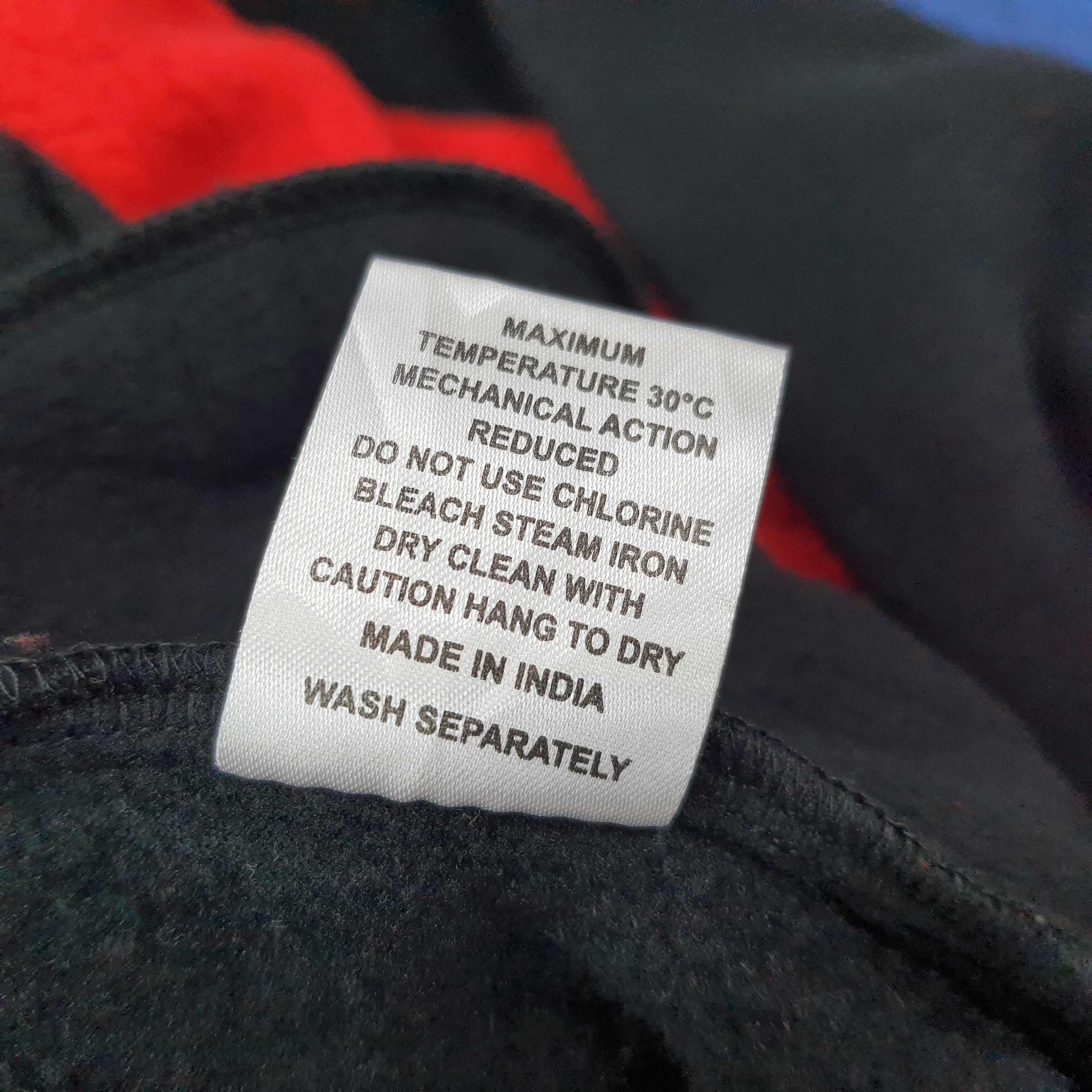 Vintage Vintage Manchester United Zipper Fleece Jacket C264N7 Size US L / EU 52-54 / 3 - 9 Thumbnail