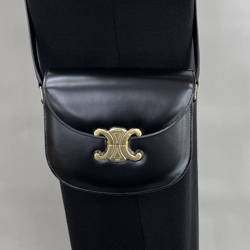 Celine o1w1db10326 110413BF4 Size:OS/Besace Crossbody Bag in Black Size ONE SIZE - 5 Thumbnail