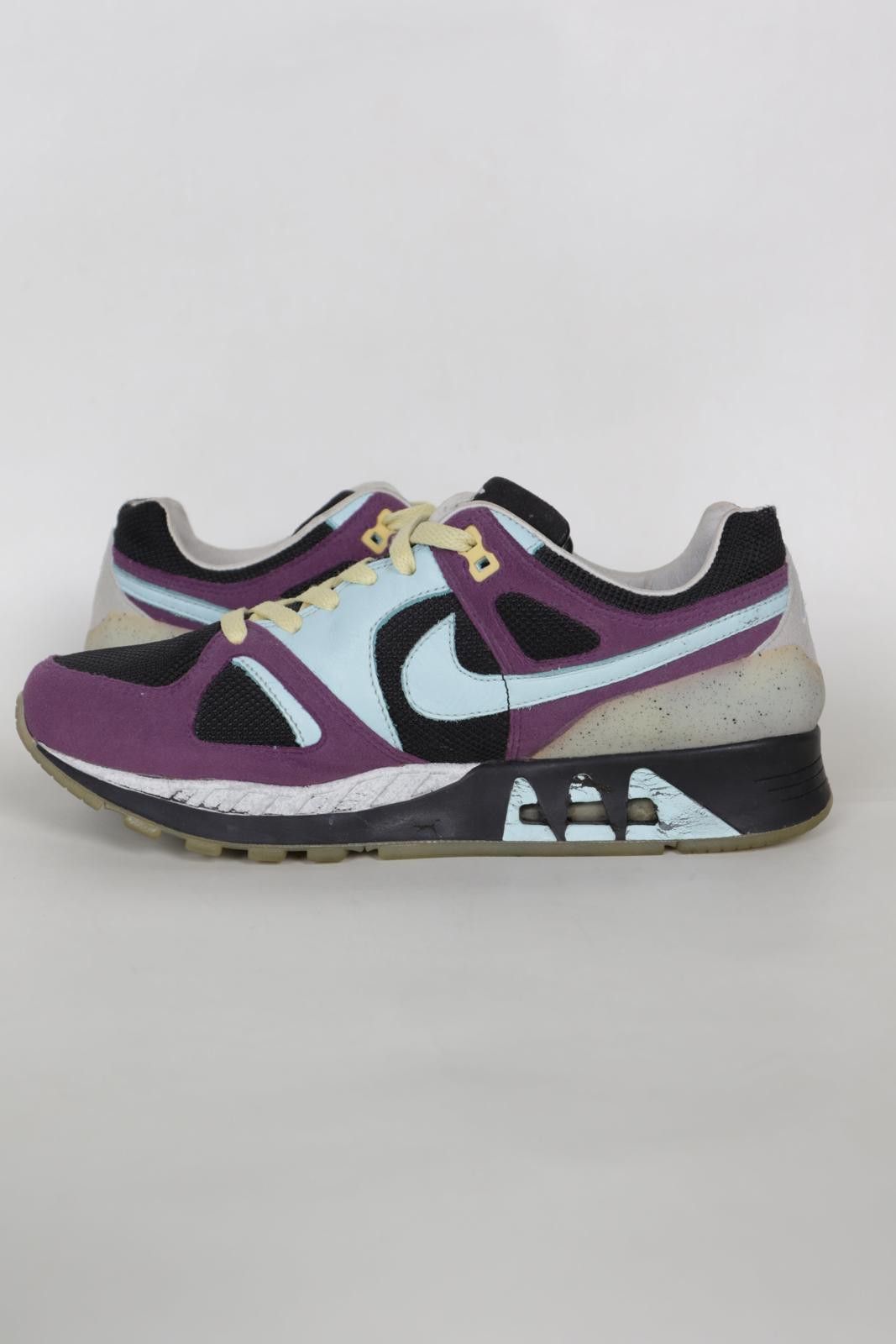 Nike 05' Nike x Footpatrol Air Stabb Low-Top Sneakers Size US 9 / EU 42 - 5 Thumbnail