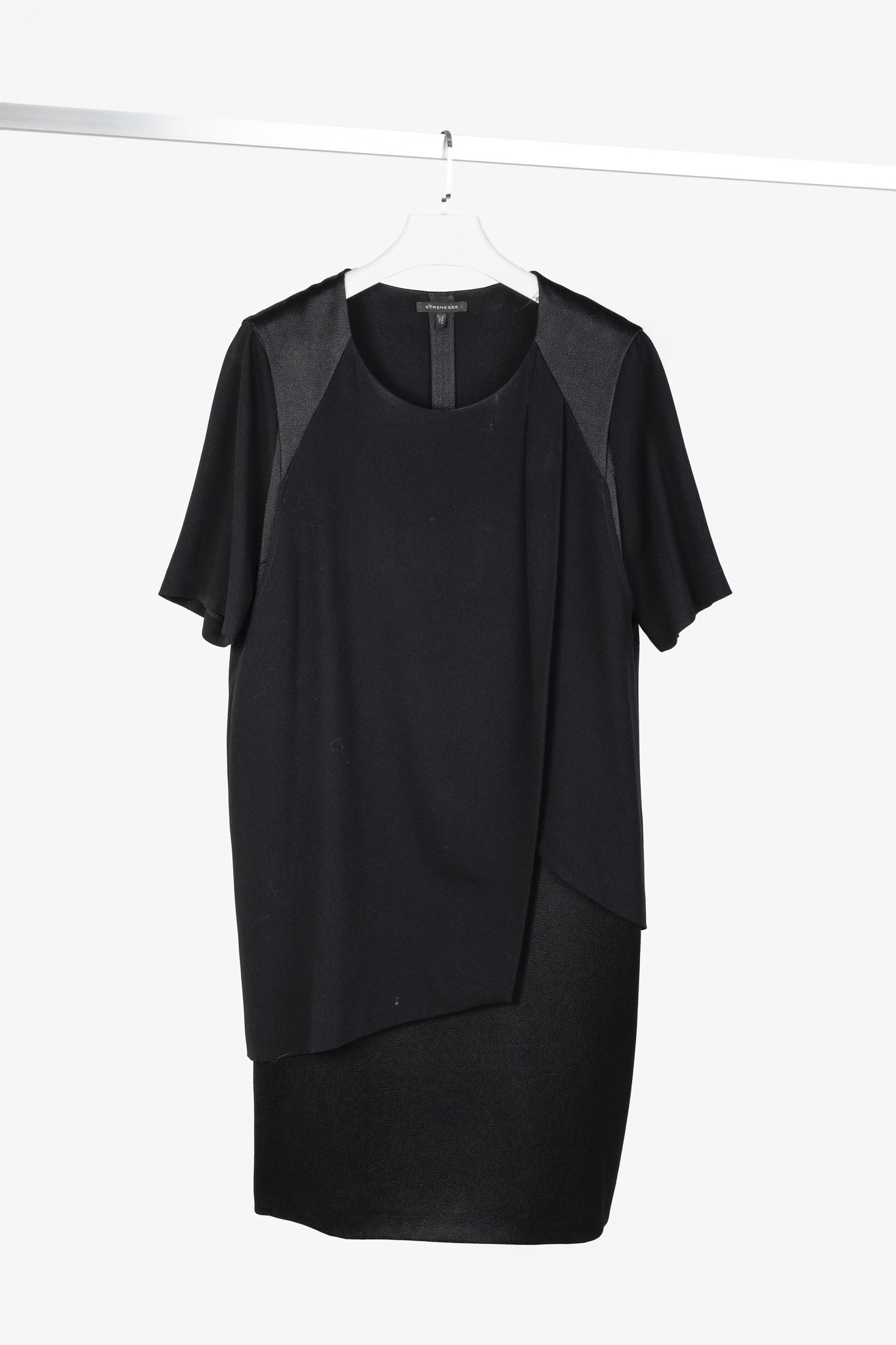 STRENESSE Strenesse Black Crepe and Satin Layered Shift Dress Size XL / US 12-14 / IT 48-50 - 1 Thumbnail