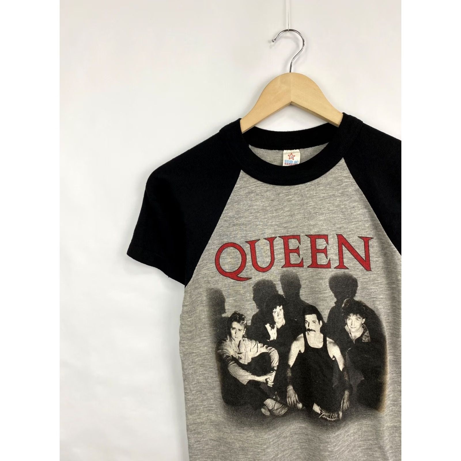 Vintage VINTAGE Queen Freddie Mercury Rare T-Shirt Retro Hype Gray M Men Short Sleeve 1984 80s Concert Shirt Mens Size US M / EU 48-50 / 2 - 4 Thumbnail