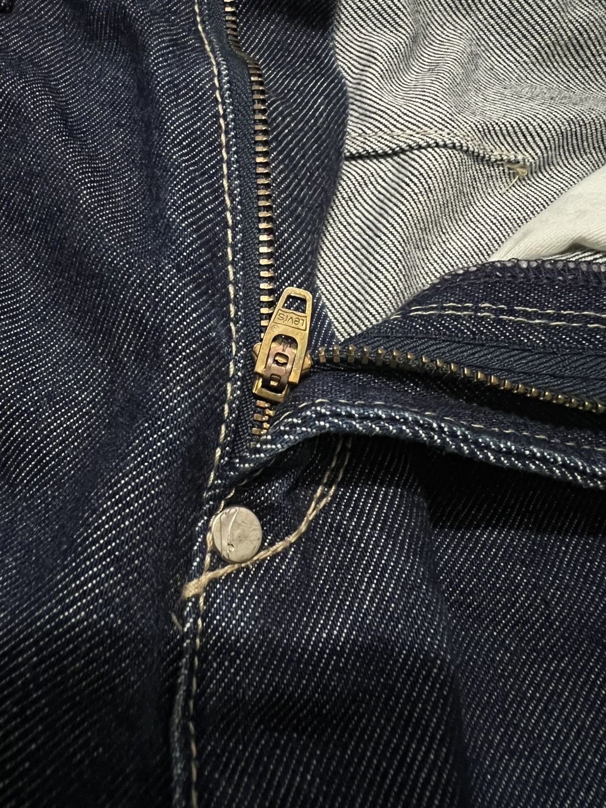 Levi's Vintage Clothing Levis Engineered Buckle Back Twisted Jeans Size US 29 - 9 Thumbnail