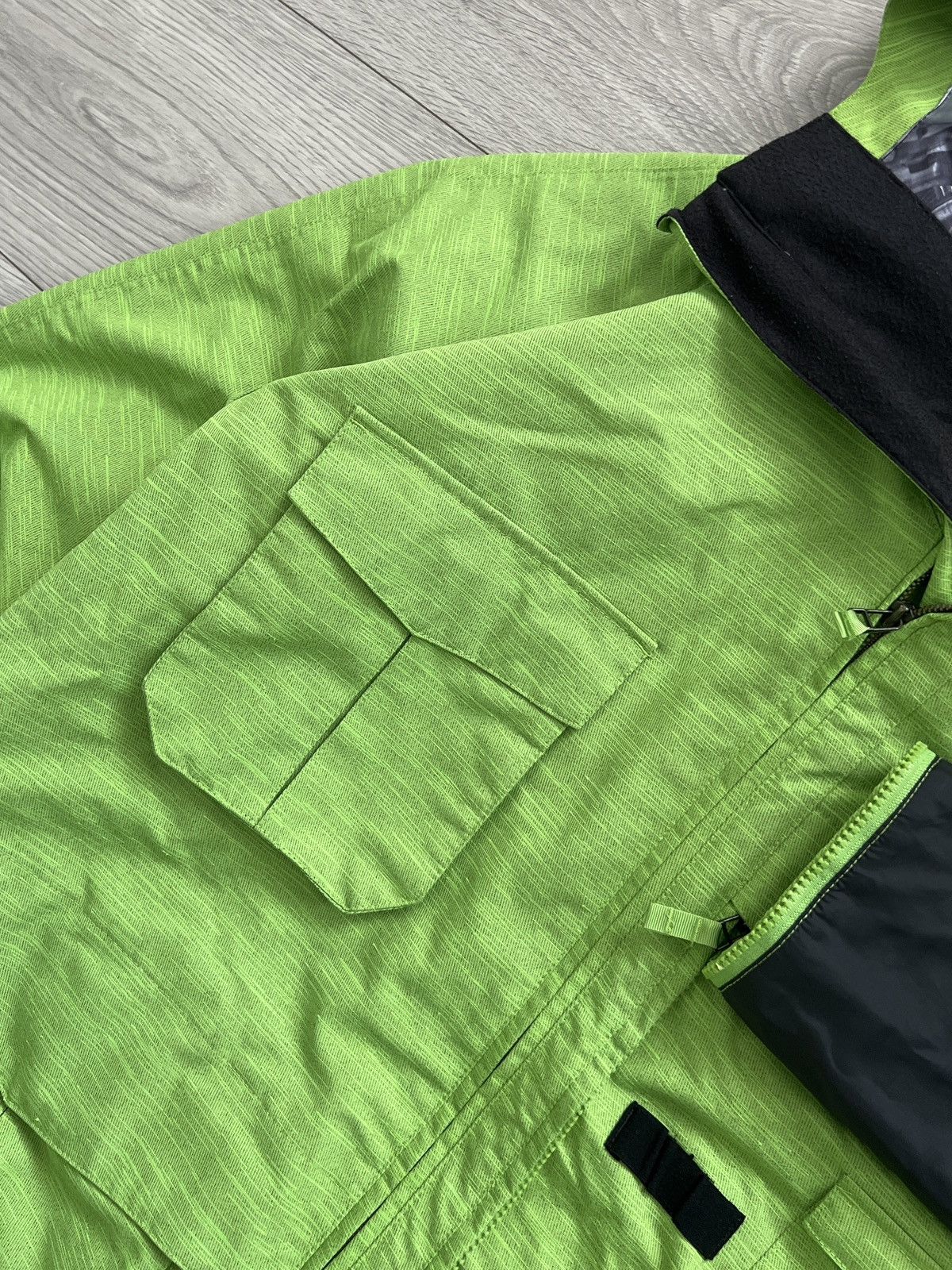 Analog Burton Analog 00s Hidden Pocket Waterproof Tech Jacket Size US M / EU 48-50 / 2 - 3 Thumbnail