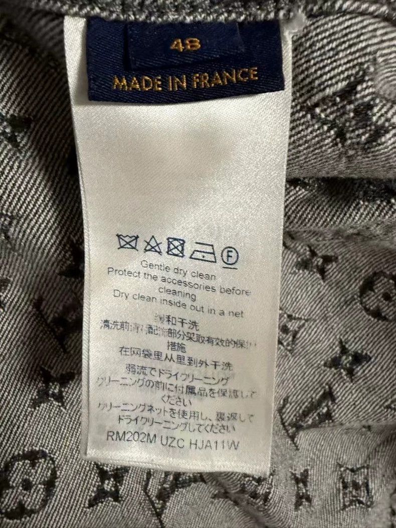 Louis Vuitton Louis Vuitton Nigo co-branded grey denim jacket Size US M / EU 48-50 / 2 - 4 Thumbnail