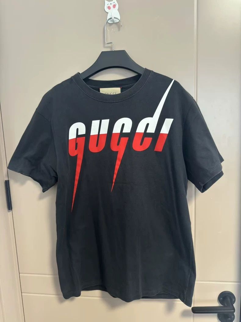 Gucci Gucci Black lightning blade short sleeves 2501-Nextarrow Size US S / EU 44-46 / 1 - 1 Thumbnail