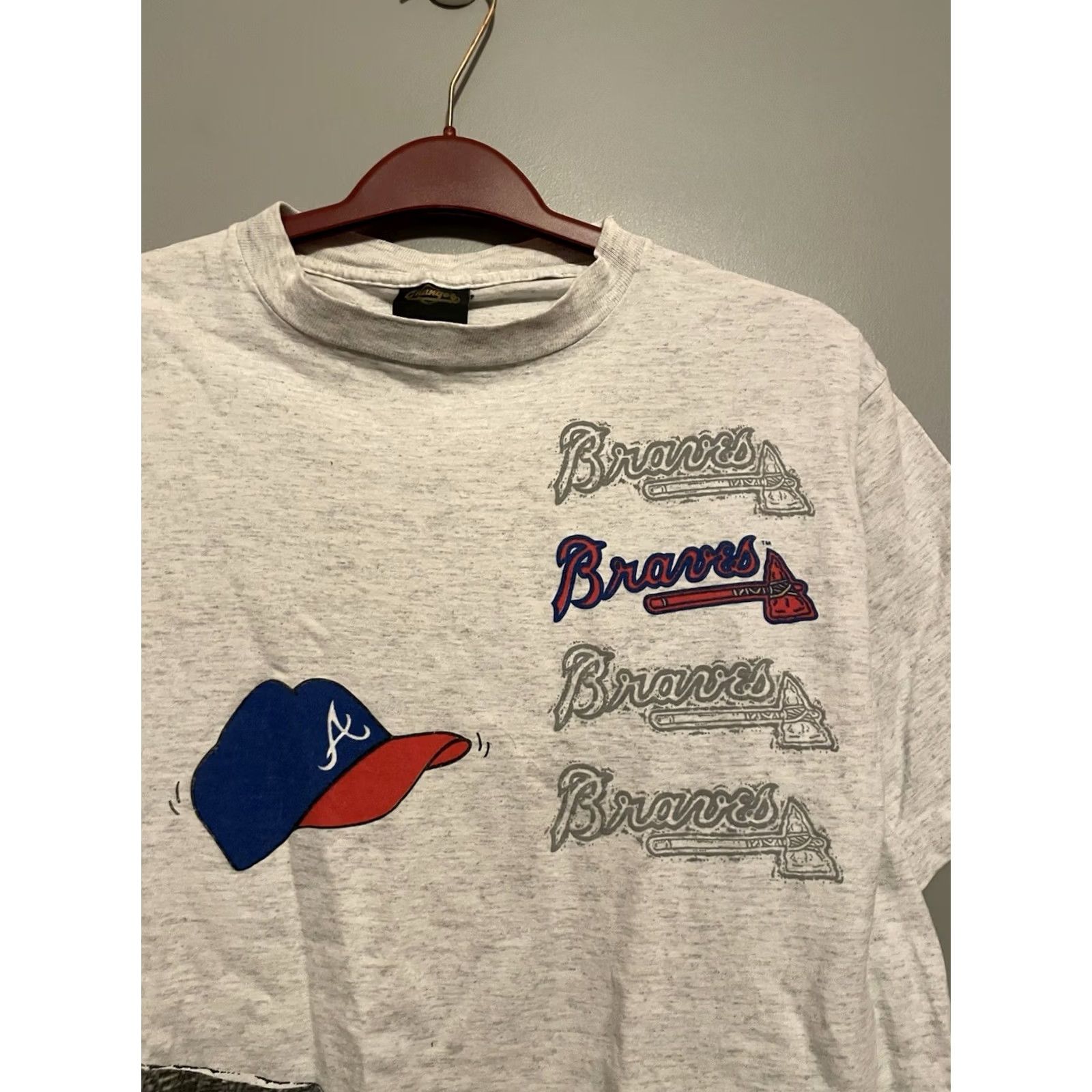 Vintage VINTAGE Atlanta Braves MLB Taz Looney Tunes T-Shirt AOP Size XL Tee (C330) Size US XL / EU 56 / 4 - 4 Thumbnail
