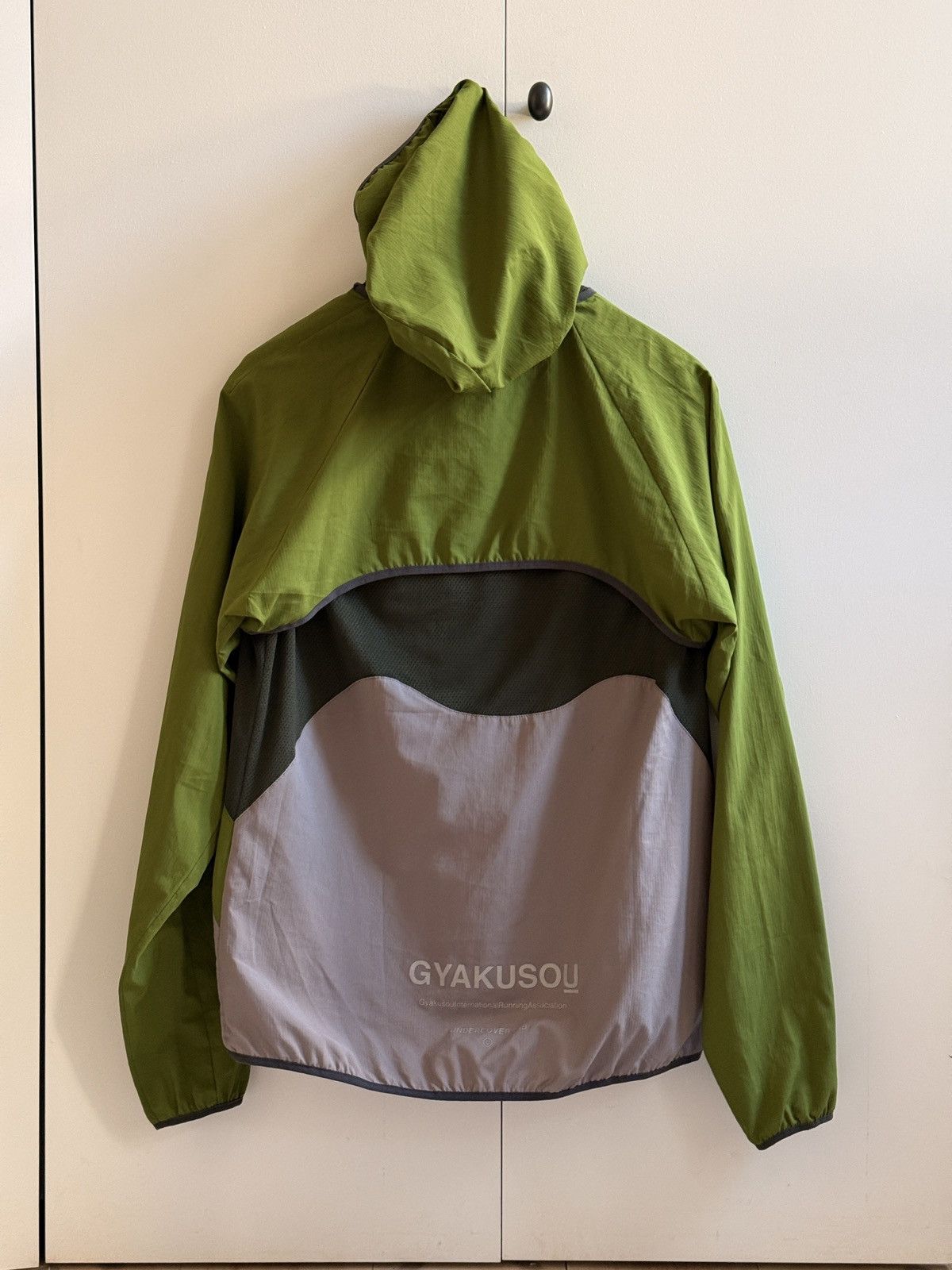 Gyakusou Nike Gyakusou RARE Vintage Running Jacket Size US XL / EU 56 / 4 - 7 Thumbnail
