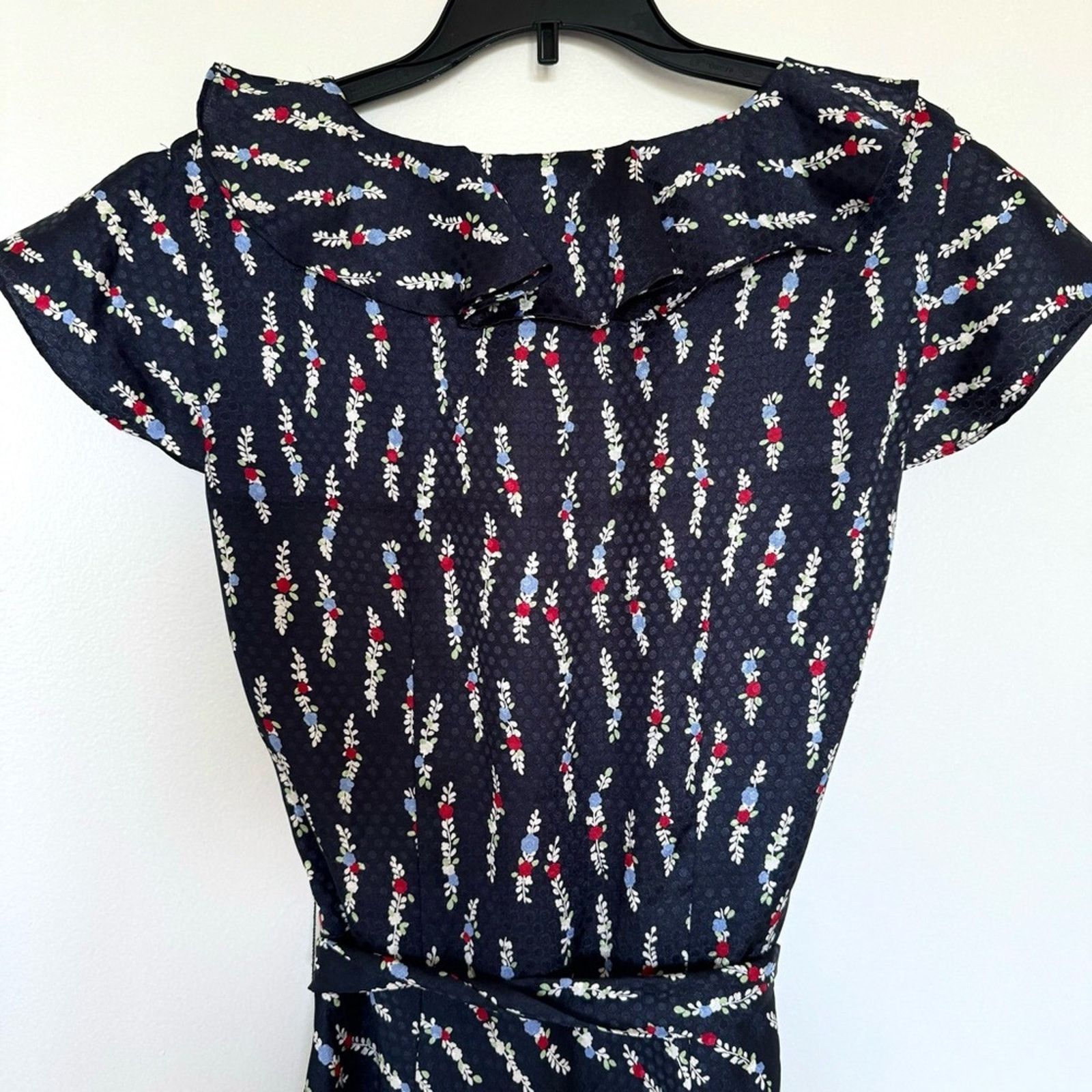 Laura Ashley Laura Ashley Dress, Size 4, Navy Blue Floral, Ruffled Size S / US 4 / IT 40 - 11 Thumbnail
