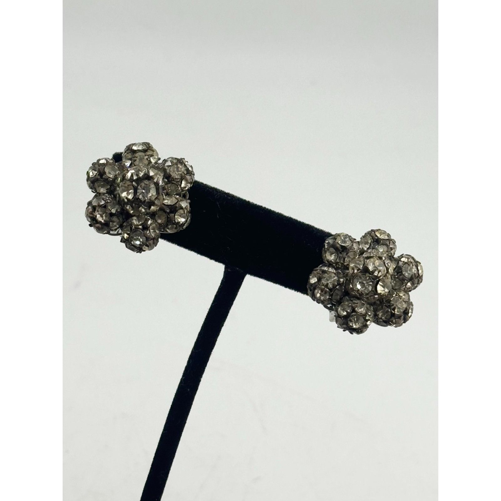 Vintage Vintage filigree hand wired rhinestone rondel cluster earrin Size ONE SIZE - 3 Thumbnail