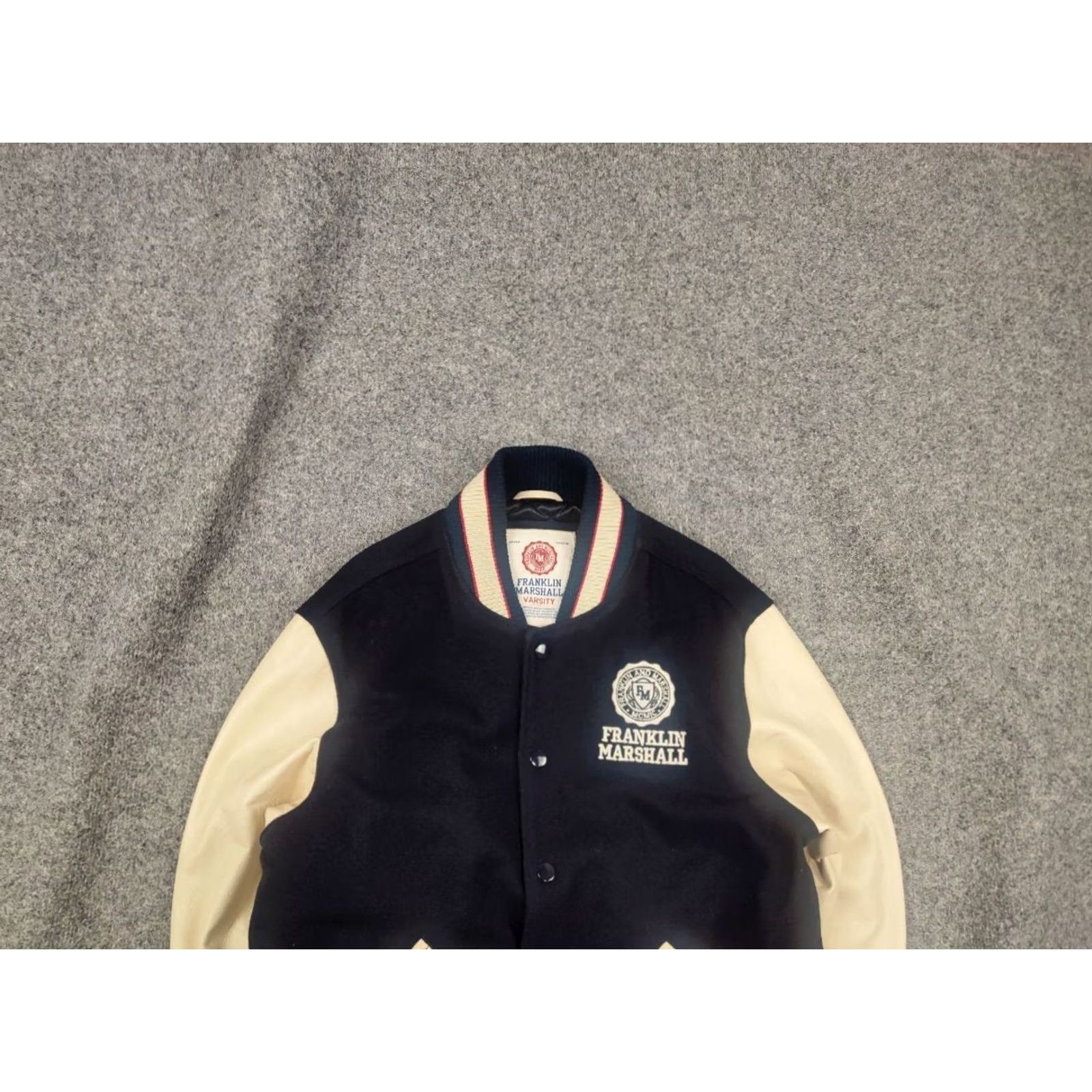 Franklin & Marshall VINTAGE Franklin & Marshall Varsity Logo Navy Wool Leather Bomber Jacket Size US L / EU 52-54 / 3 - 2 Thumbnail