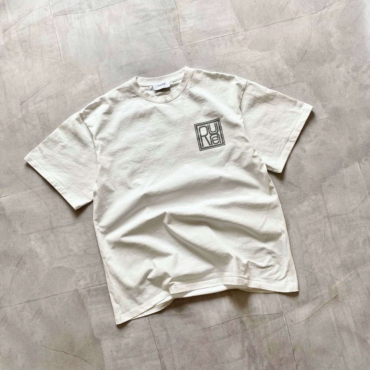 Designer × Japanese Brand × Rhude Y2K Rhude White Square Big Logo T-Shirt Tee Shirt japan Size US L / EU 52-54 / 3 - 2 Thumbnail
