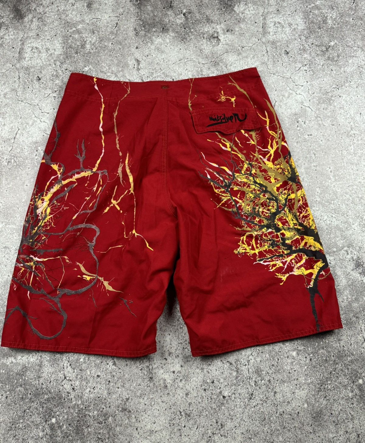 Quiksilver VINAGE QUICKSILVER Y2K FIRE GOLD TREE GRAPHIC SHORTS BILLA Size US 34 / EU 50 - 4 Thumbnail