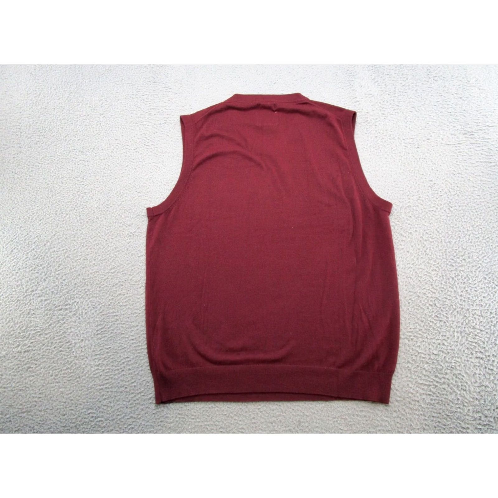 Vintage VINTAGE St. John's Bay Men’s Sweater Vest XL Maroon Knit Vest, Argyle, Polyester, Golf, Casual, Business, Travel, Classic Mens Size US XL / EU 56 / 4 - 7 Thumbnail