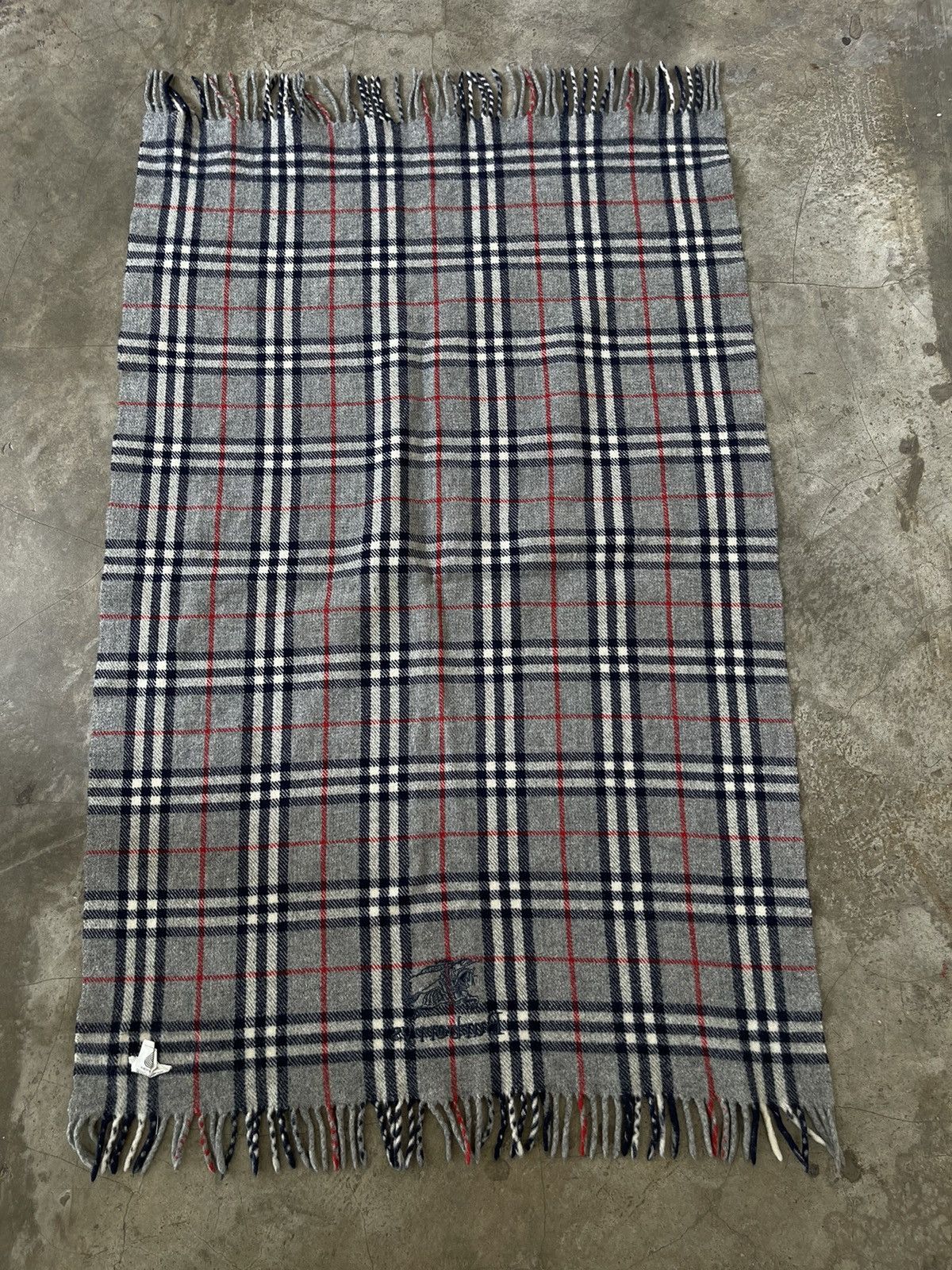 Giorgio Armani Bundle Giorgio Armani Burberrys Wool Muffler/Scarf 2pcs Size ONE SIZE - 6 Thumbnail