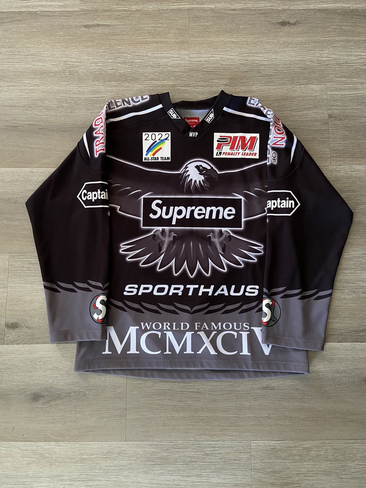 Supreme Supreme Eagle Moto/Hockey Jersey Size L SS22 | Grailed