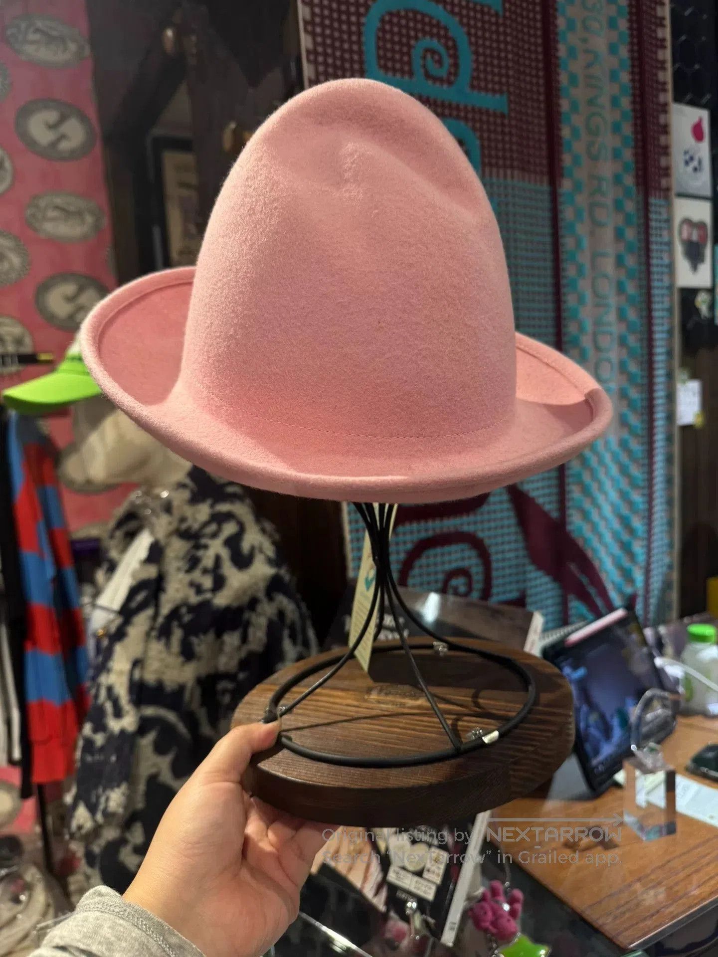 Vivienne Westwood vivienne westwood pink wool mountain hat. Size ONE SIZE - 1 Thumbnail