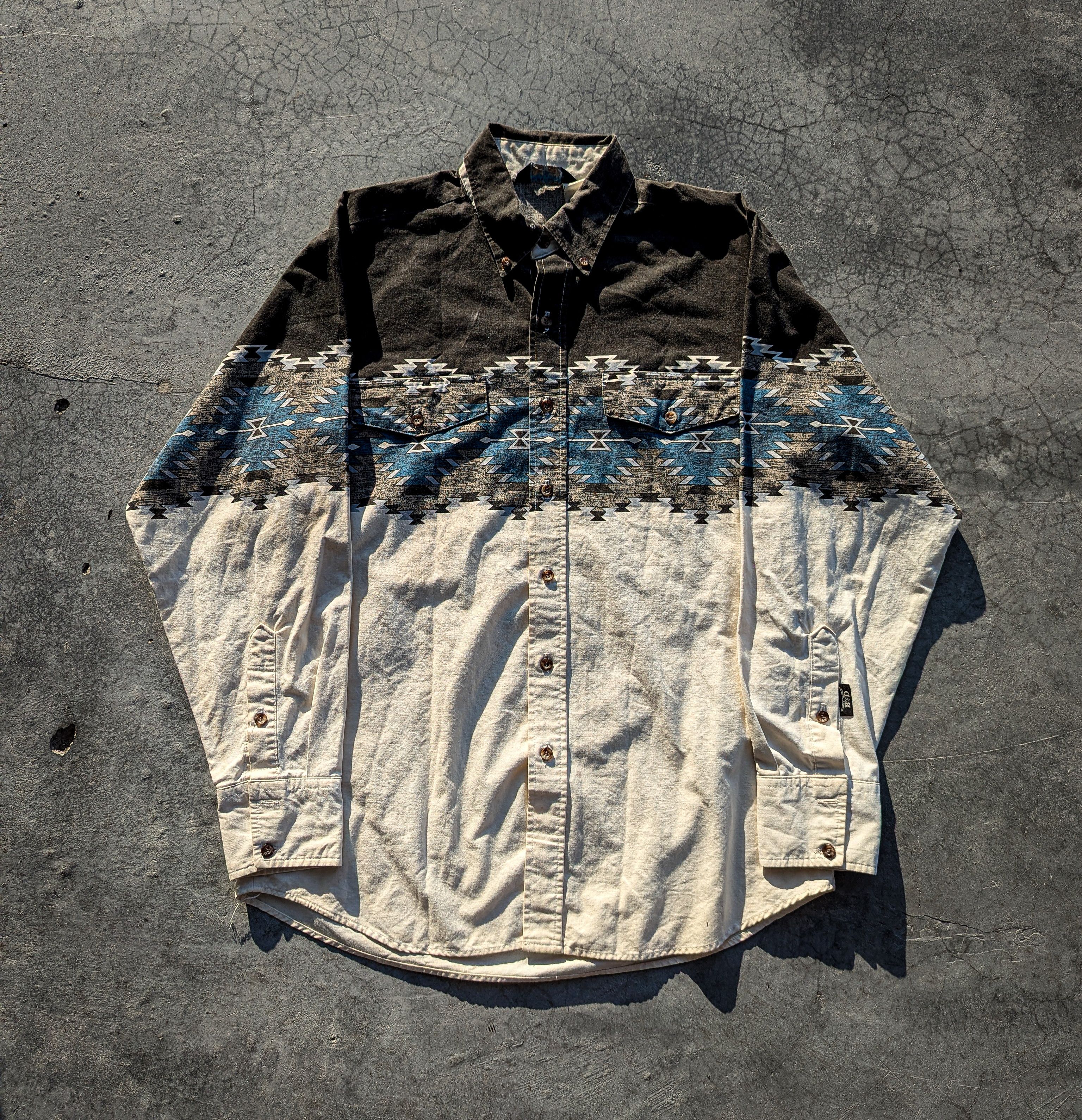 Vintage Brooks & Dunn Native Western Shirt