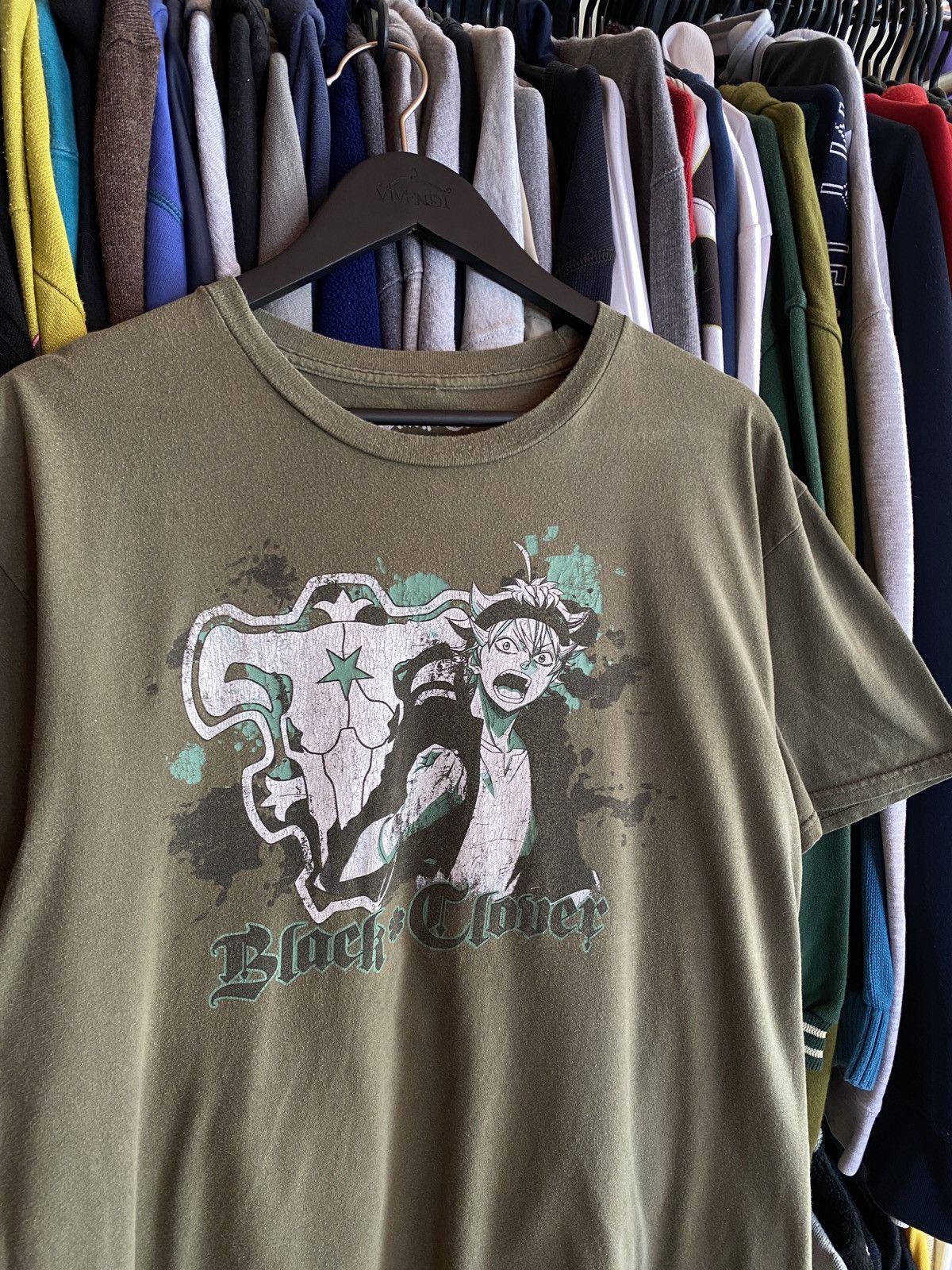 Anime VINTAGE BLACK CLOVER ASTA T-SHIRT Size US XL / EU 56 / 4 - 2 Thumbnail