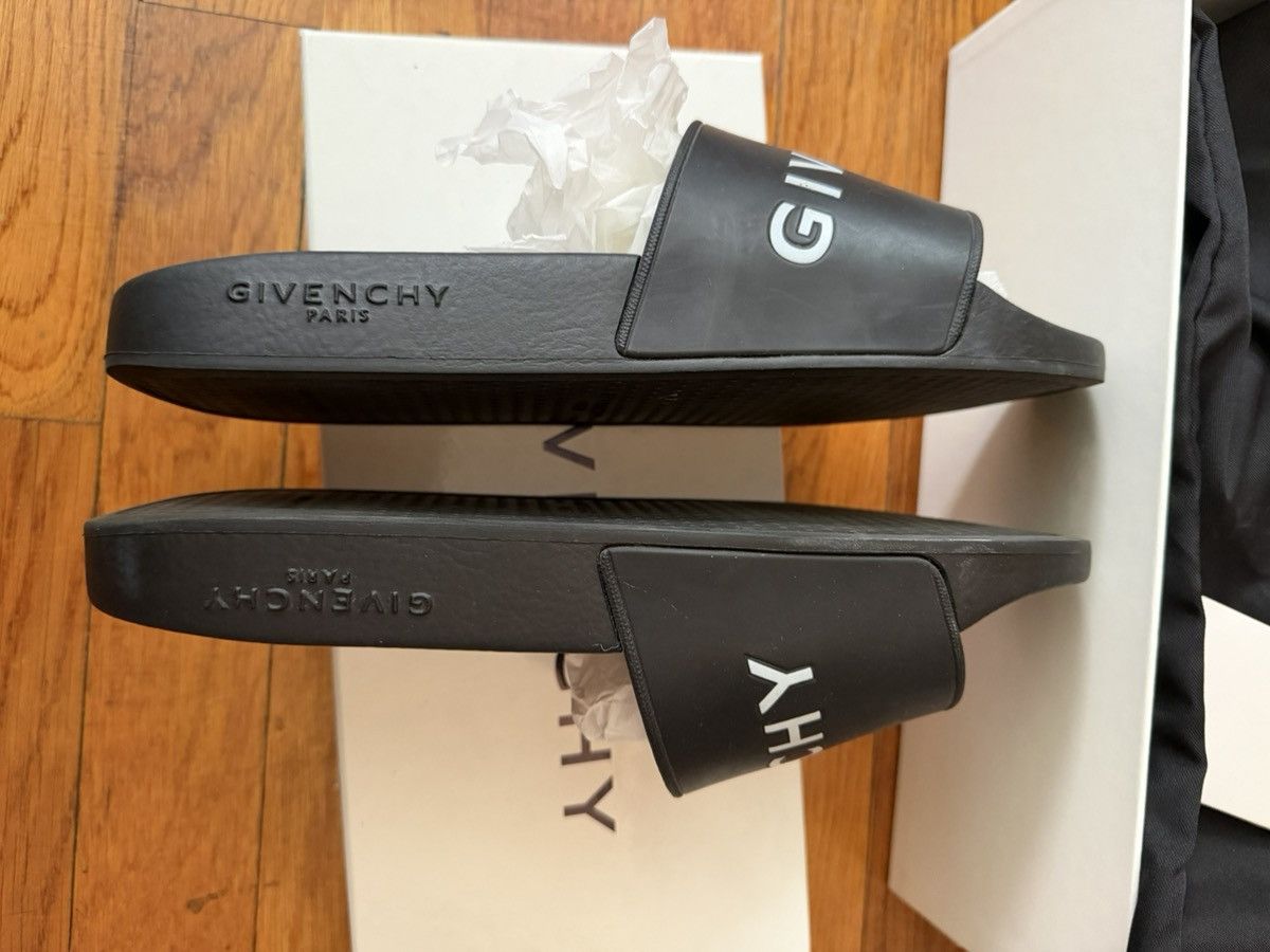 Givenchy givenchy slides black size 42EU men Size US 9 / EU 42 - 10 Thumbnail
