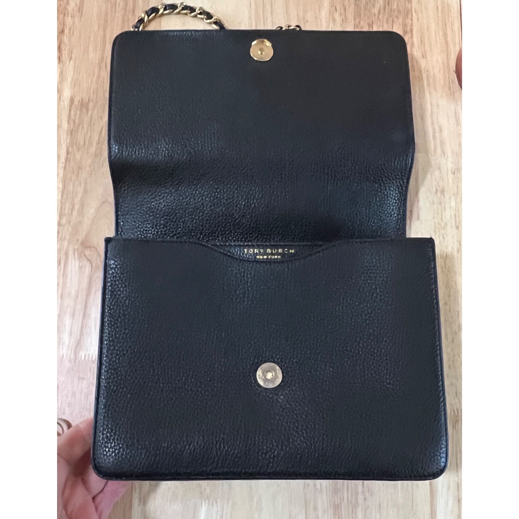 Tory Burch ✺✺ AUTHENTIC TORY BURCH BLACK BRITTEN HANDBAG ✺✺ Size ONE SIZE - 7 Thumbnail