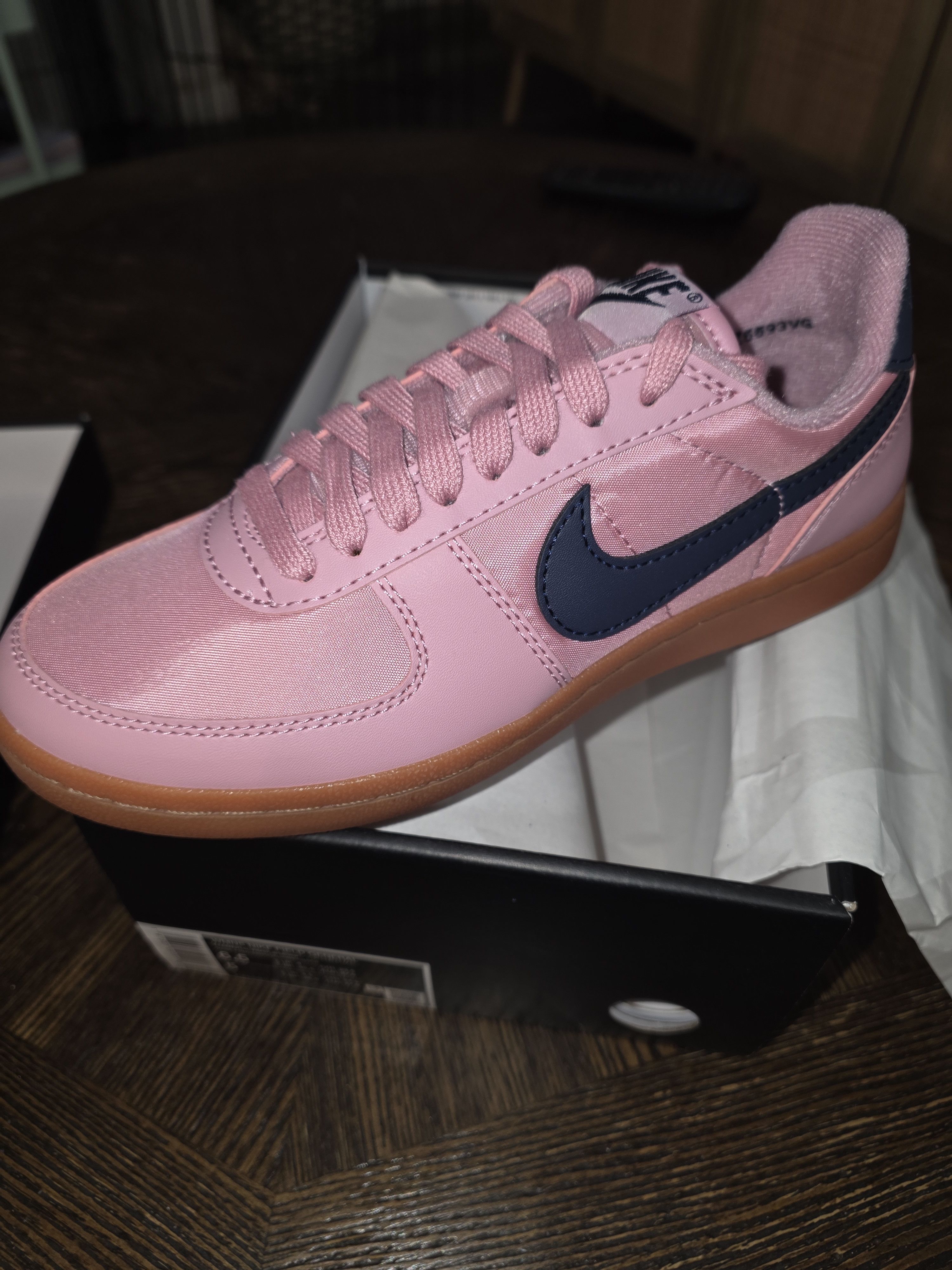 Nike WOMENS NIKE FIELD GENERAL Size US 6.5 / IT 36.5 - 3 Thumbnail