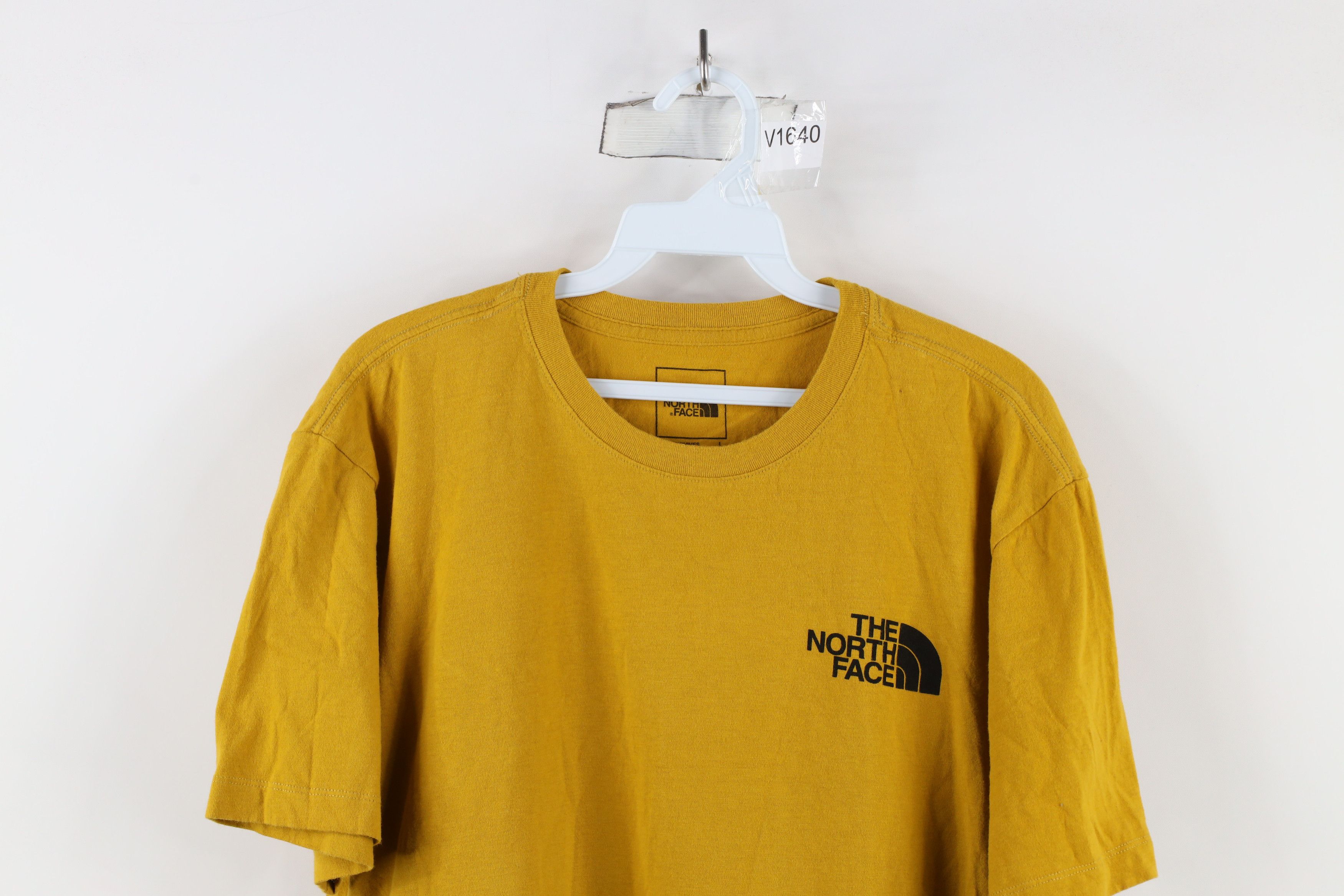 The North Face × Vintage The North Face Spell Out Trippy Logo Short Sleeve T-Shirt Size US L / EU 52-54 / 3 - 2 Thumbnail