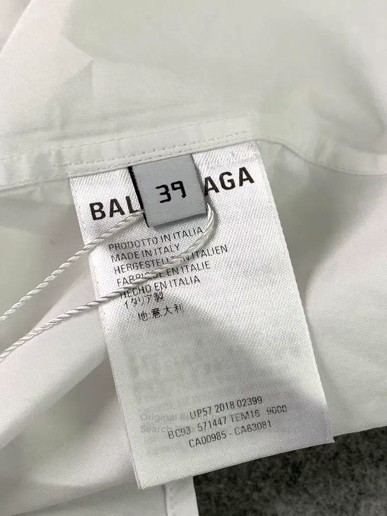 Balenciaga Balenciaga size 39 Solid Color Pocket Shirt Size US S / EU 44-46 / 1 - 6 Thumbnail