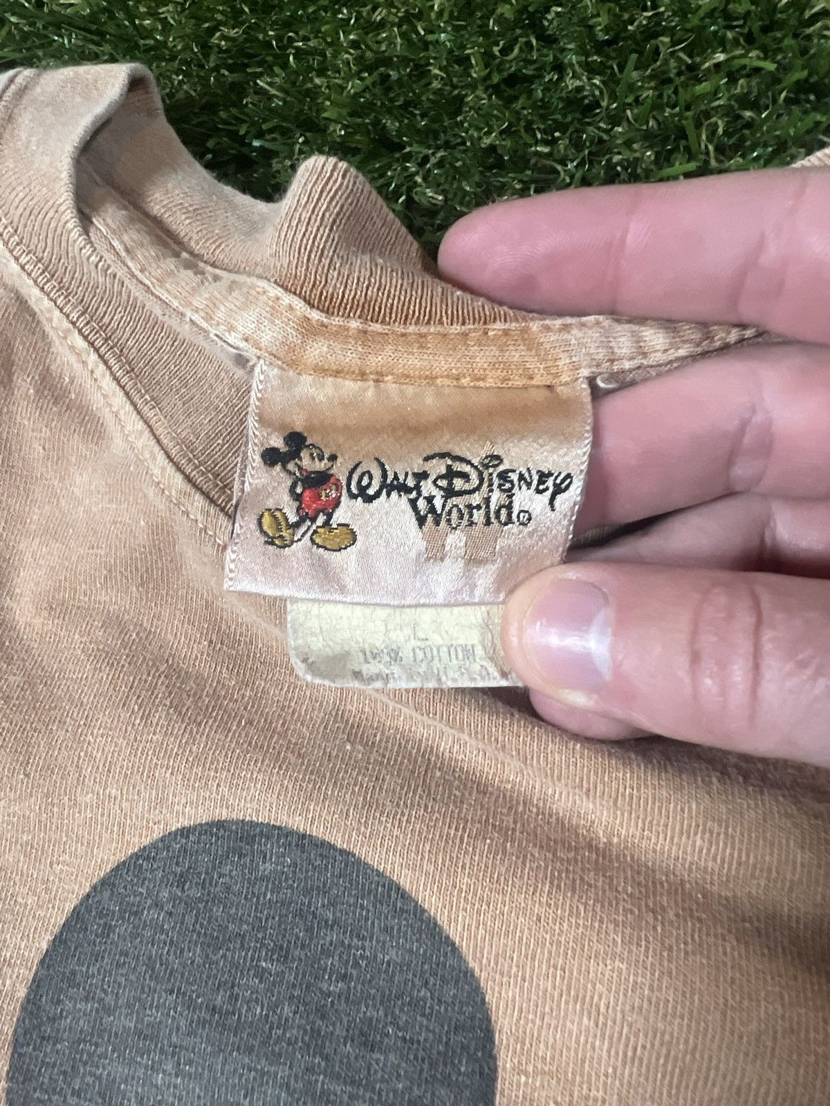 Disney Vintage 90s Faded Mickey Mouse Disney Cartoon Graphic Tee Size US L / EU 52-54 / 3 - 3 Thumbnail