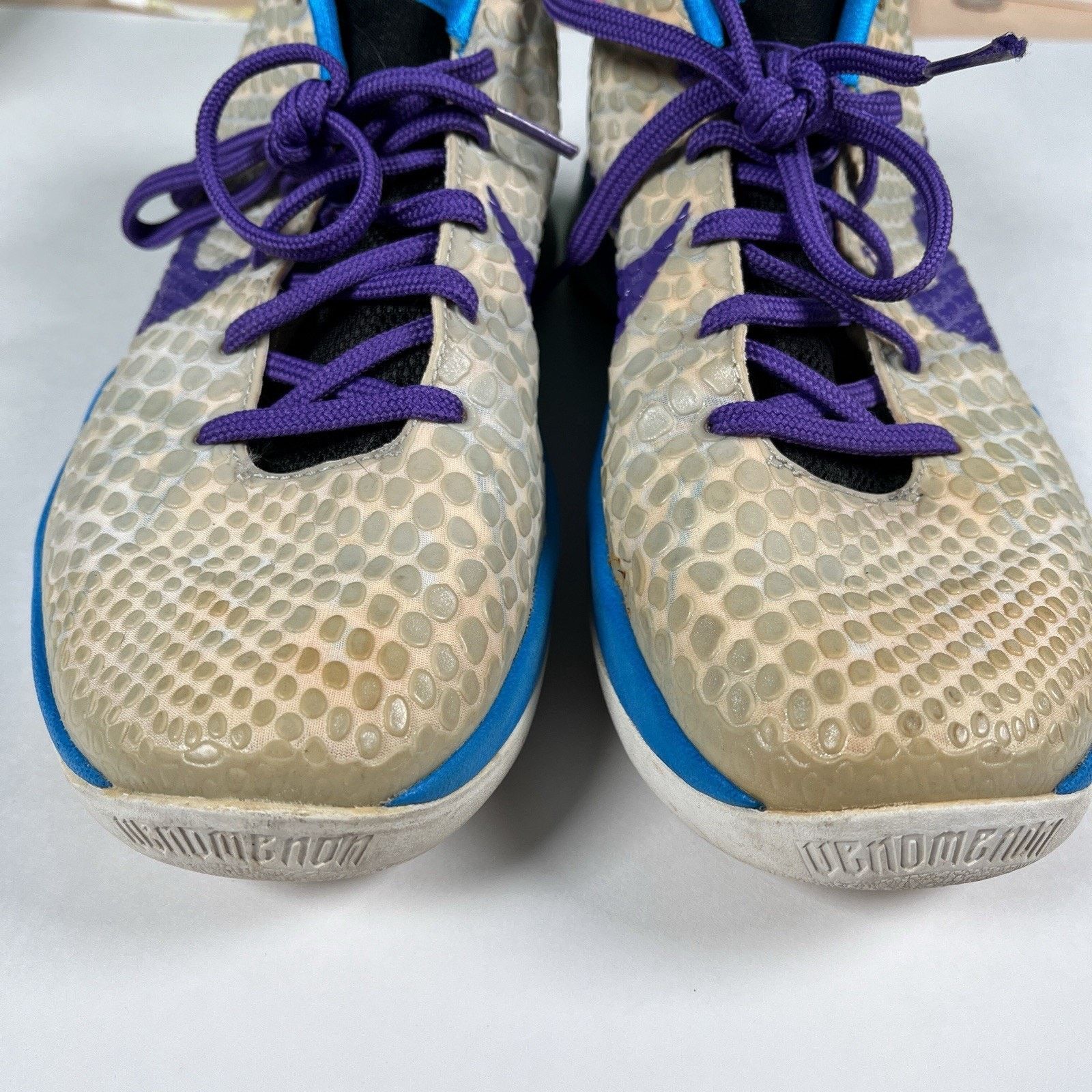 Nike Nike Kobe 6 VI Draft Day 2011 White Blue Purple 429659-102 Size US 7 / EU 40 - 5 Thumbnail