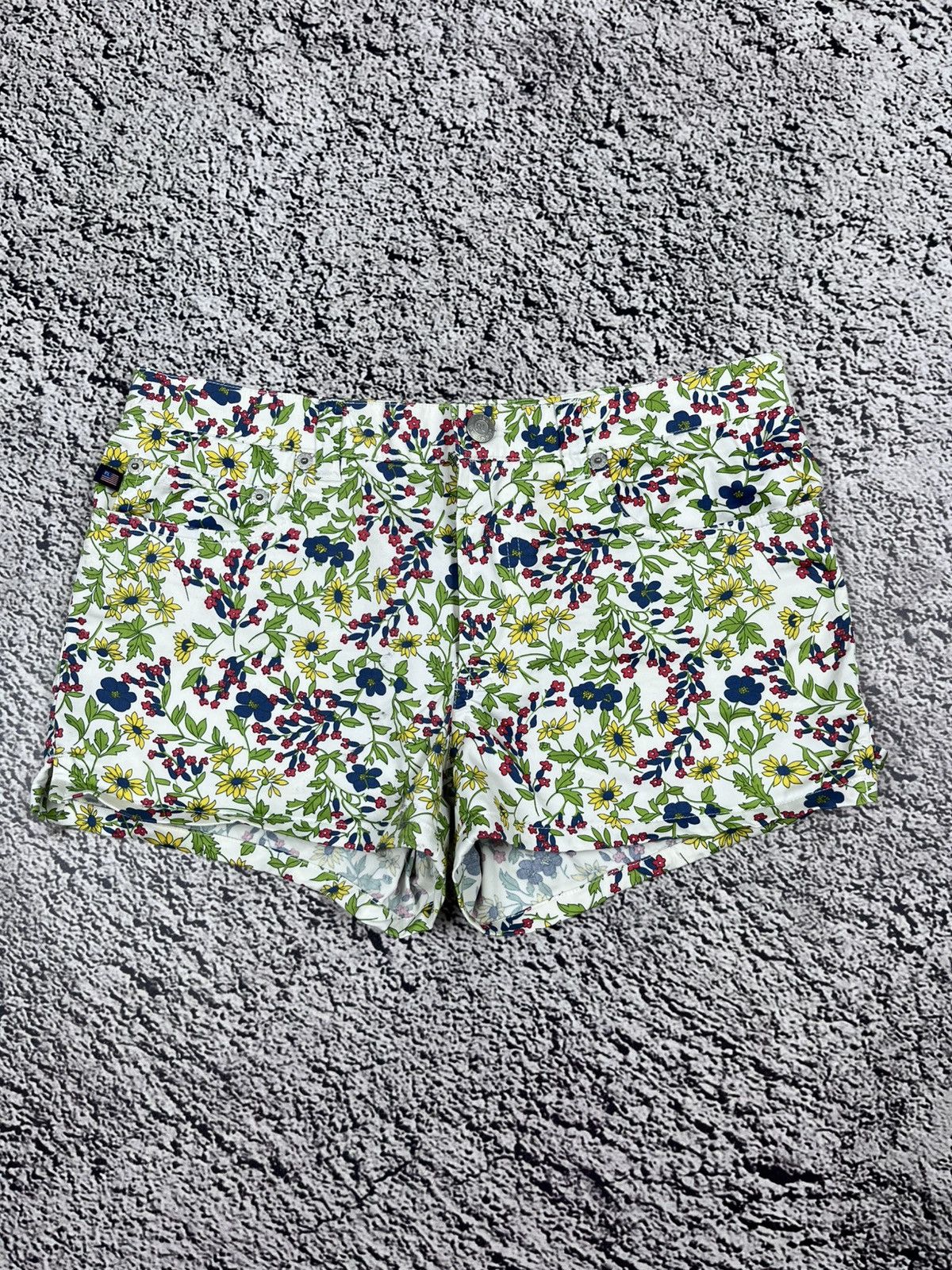 Ralph Lauren Vintage Ralph Lauren Polo Jeans Floral mini shorts Size 27" / US 4 / IT 40 - 1 Thumbnail