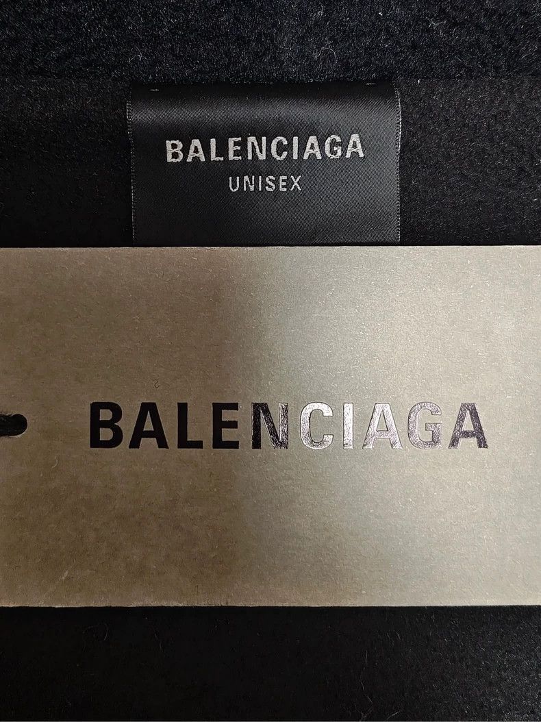 Balenciaga Balenciaga Teddy Hoodie with Paris Night Scene Size US S / EU 44-46 / 1 - 5 Thumbnail