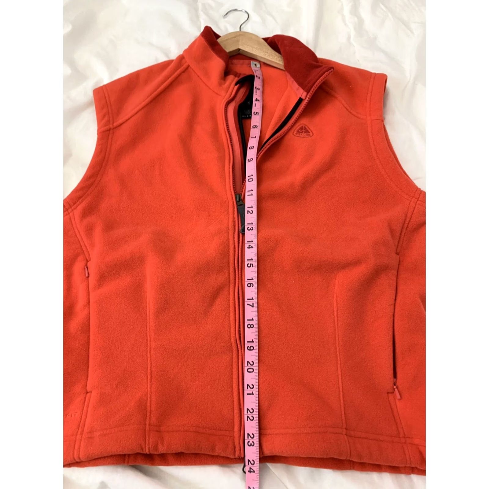 Nike ACG VINTAGE Nike ACG Vest Woman Red L 12-14 Full Zip Fleece Nike ACG Vest Women Large Red Fleece Full Zip Vest Size L / US 10 / IT 46 - 7 Thumbnail