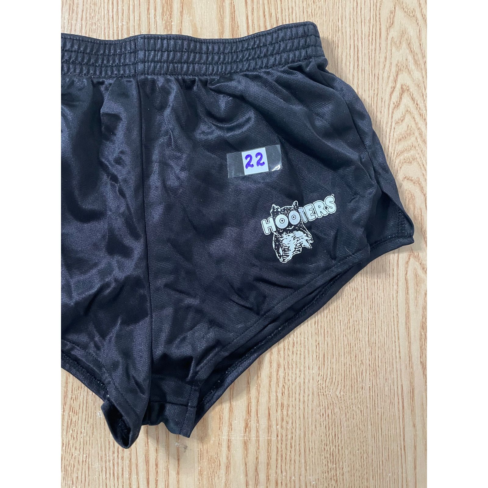 Other B14-22 Women Hooters Vintage OG Cheeky Uniform Shorts Small Size 27" / US 4 / IT 40 - 2 Thumbnail