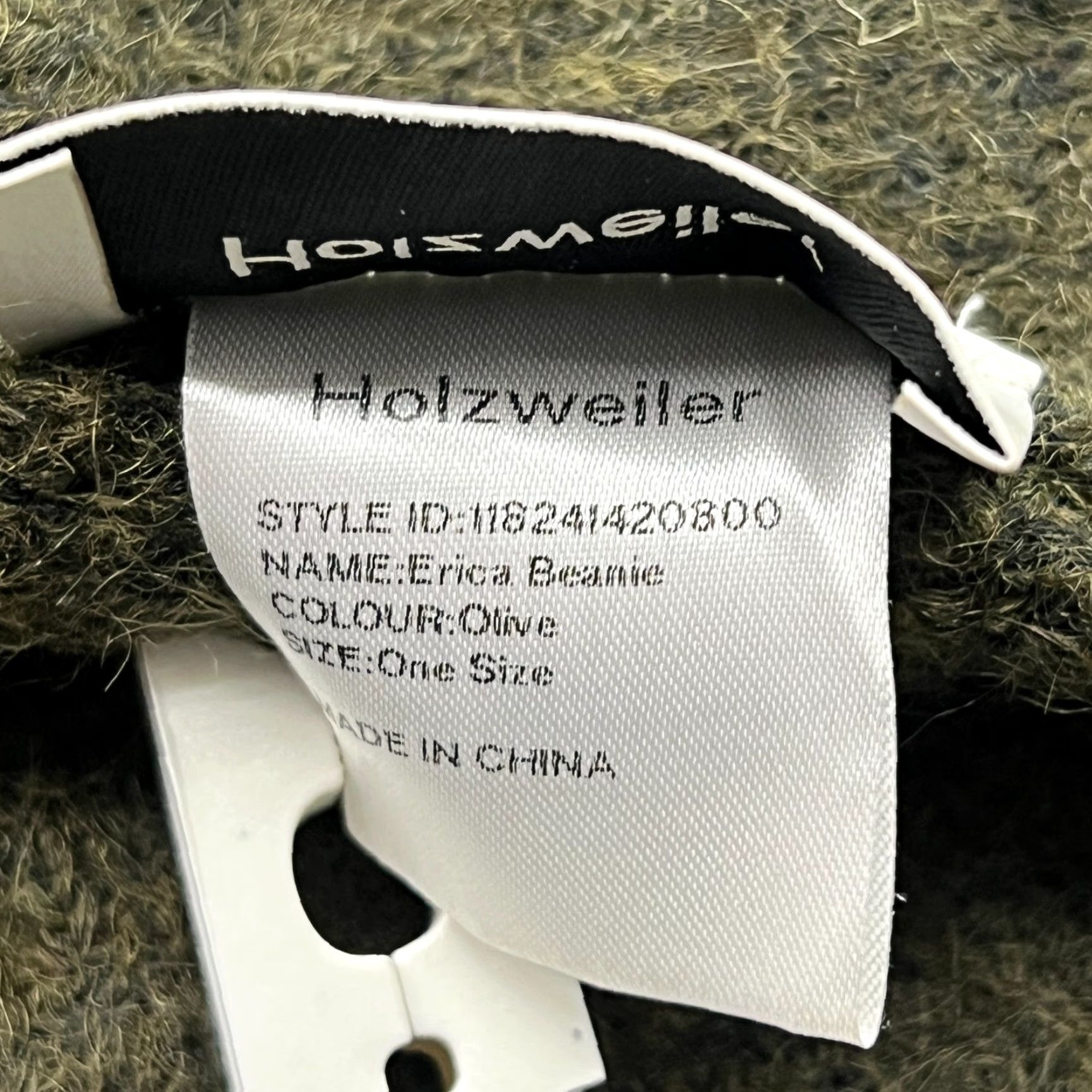 Holzweiler Holzweiler Erica Womens Beanie Hat One Size Green Wool Mohair Rollup Fleece Knit Beanie Mens Womens Girls Boys Size ONE SIZE - 5 Thumbnail