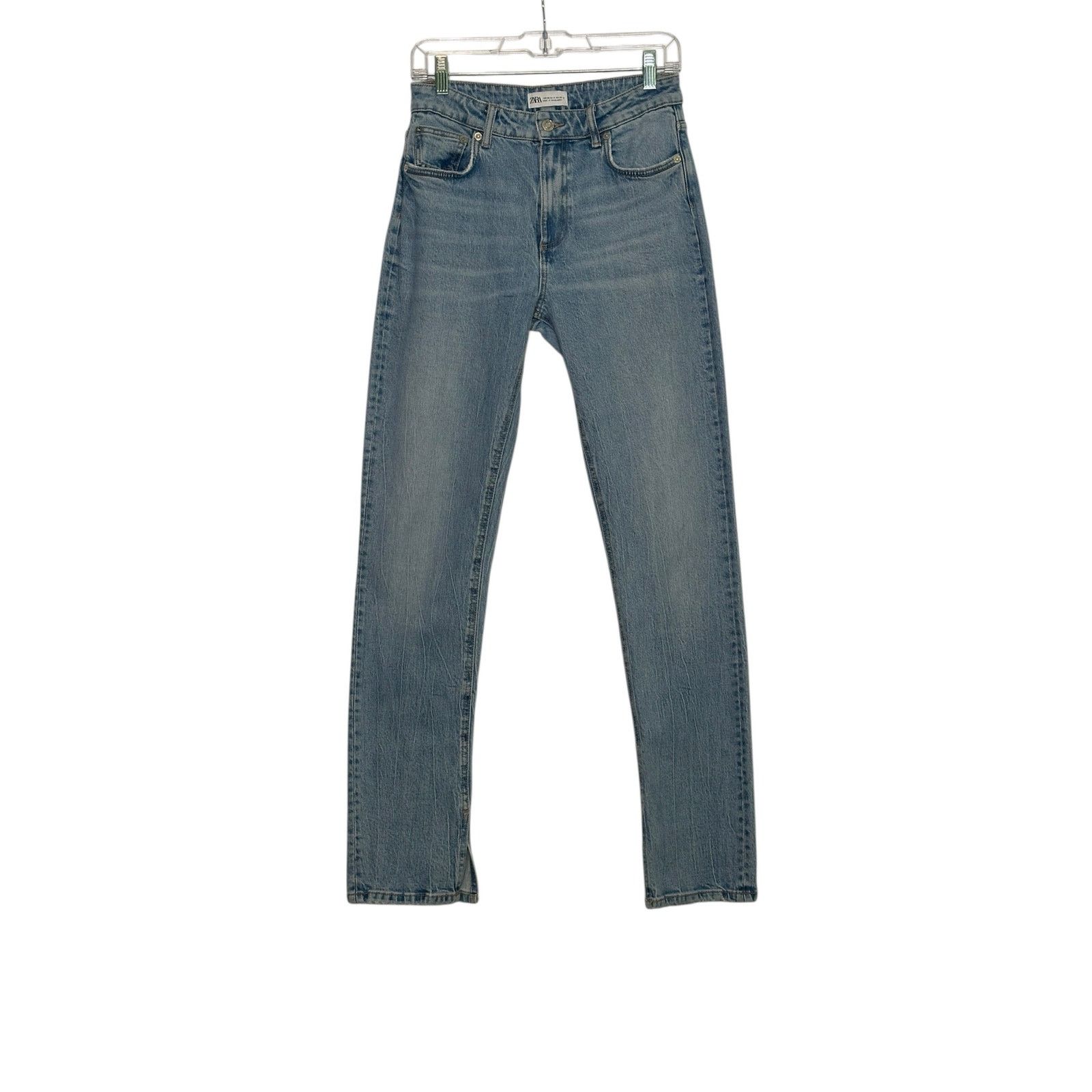 Zara Zara light wash straight legs jeans size 4 Size 27" / US 4 / IT 40 - 1 Thumbnail