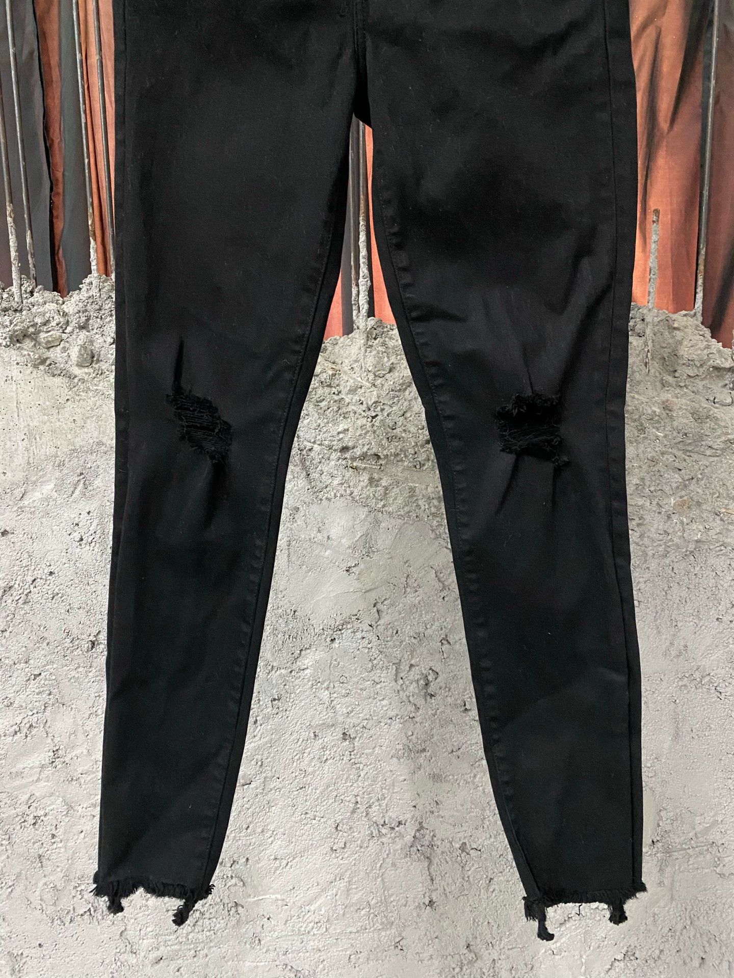 J Brand jbrand distressed jeans 26 NWT Size 26" / US 2 / IT 38 - 4 Thumbnail