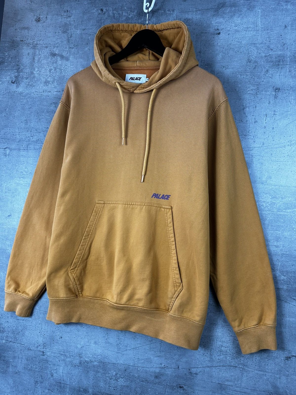 Palace Palace hoodie embroidered size M Size US M / EU 48-50 / 2 - 2 Thumbnail