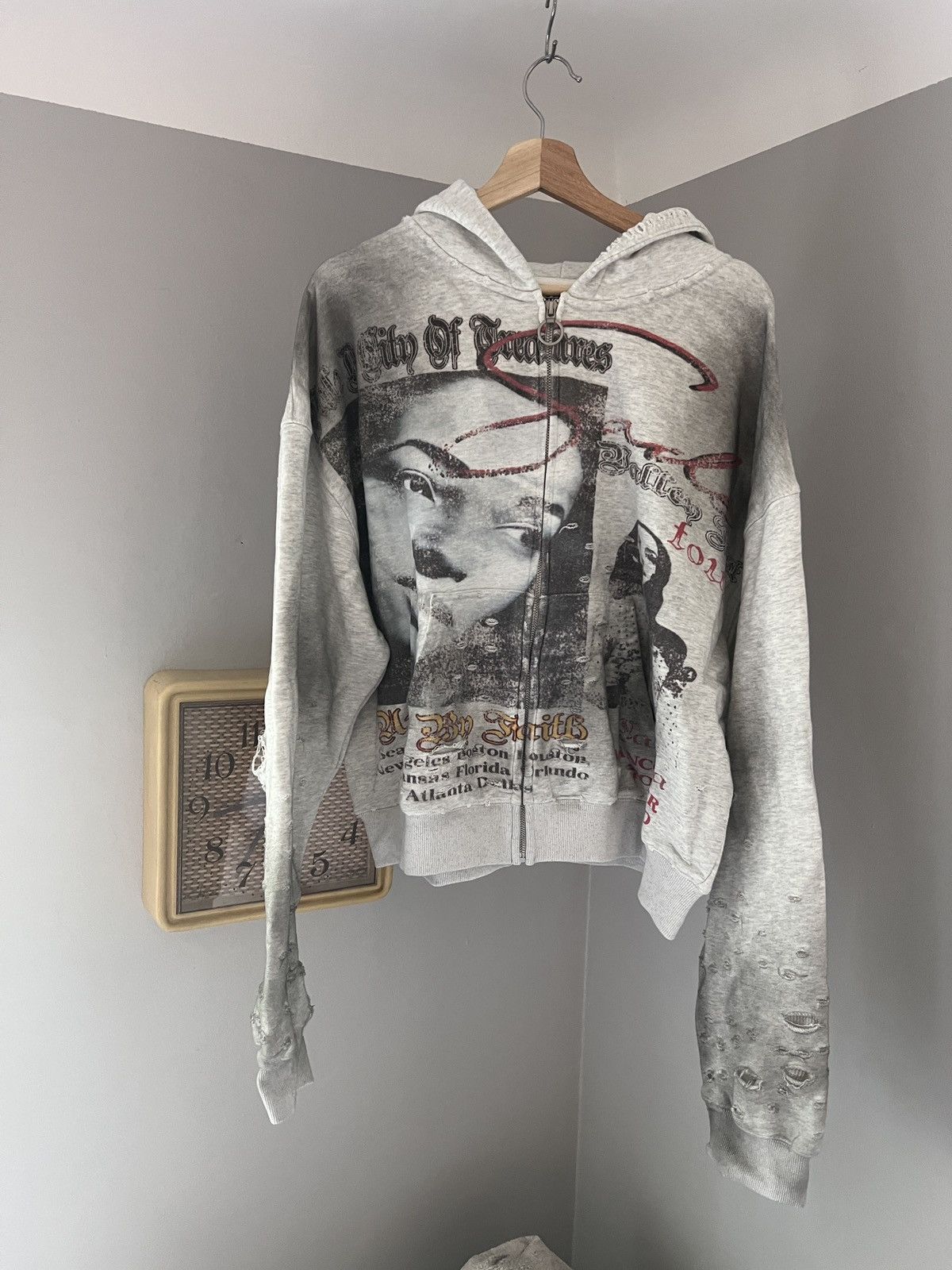 Vale Vale Valley Fest Zip Up Sade Hoodie XL | Grailed