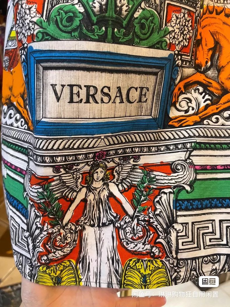 Versace Versace Bathrobe dress Size M / US 6-8 / IT 42-44 - 7 Thumbnail