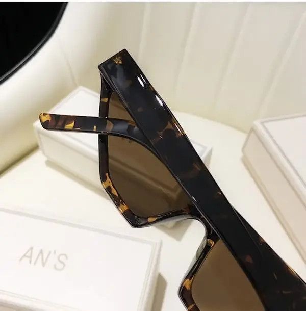 Designer × Vintage Retro cat eye sunglasses Size ONE SIZE - 3 Thumbnail