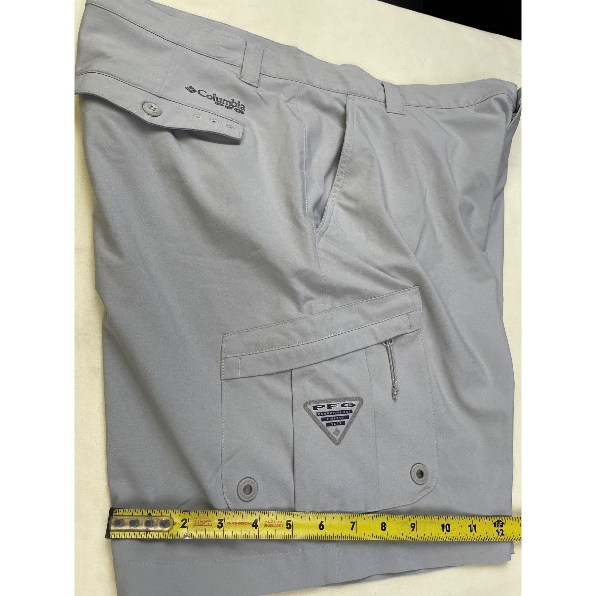 Columbia Columbia Men's Light Gray PFG light weight Flat front Shorts Size US 36 / EU 52 - 7 Thumbnail