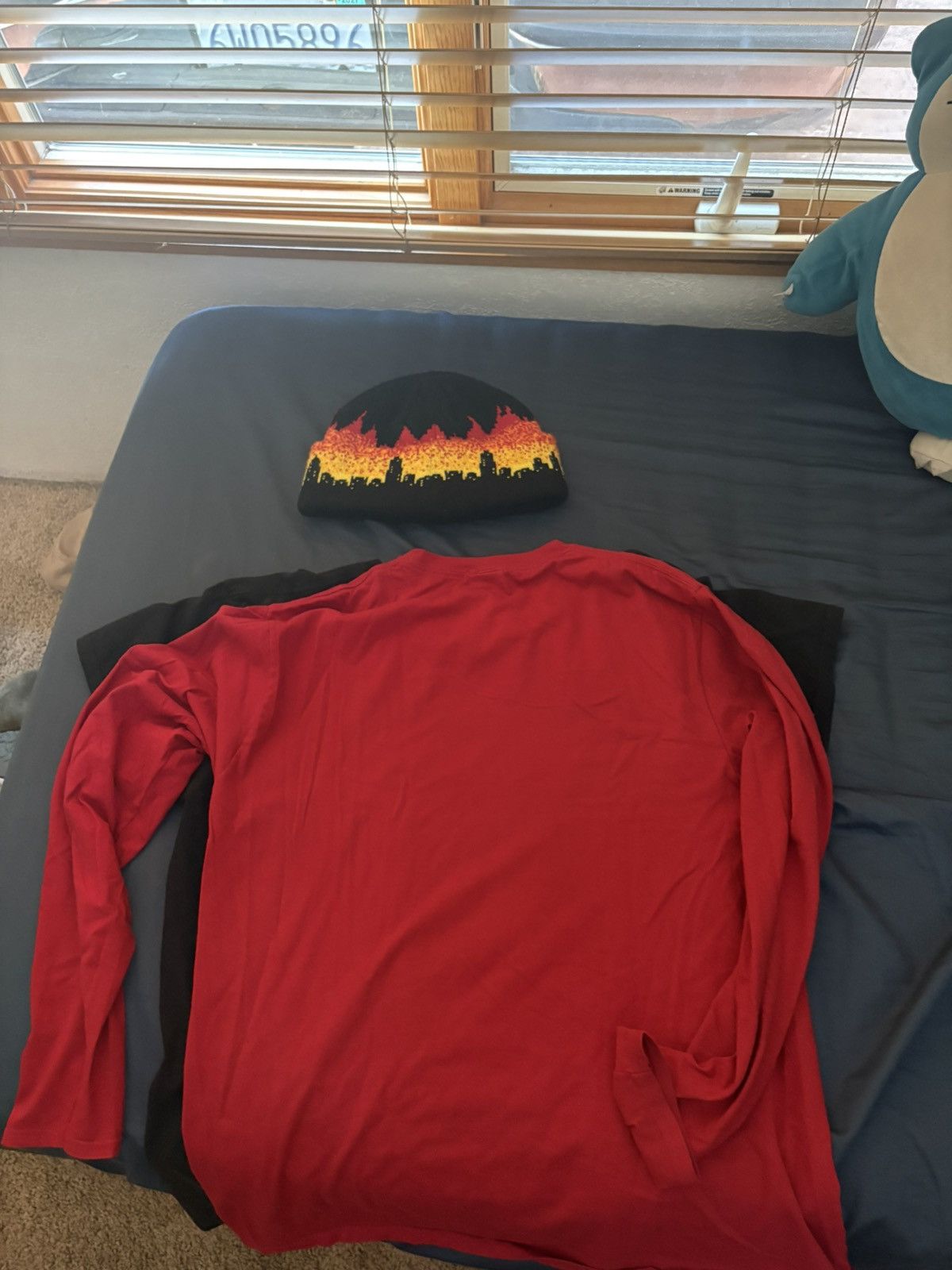 Fucking Awesome hockey care package Size Large Size US L / EU 52-54 / 3 - 6 Thumbnail