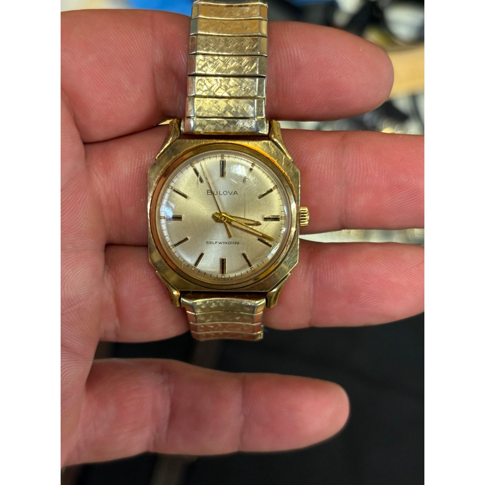 & Other Stories × Bulova 3 Bulova Men’s Watches! They All work! Size ONE SIZE - 10 Thumbnail