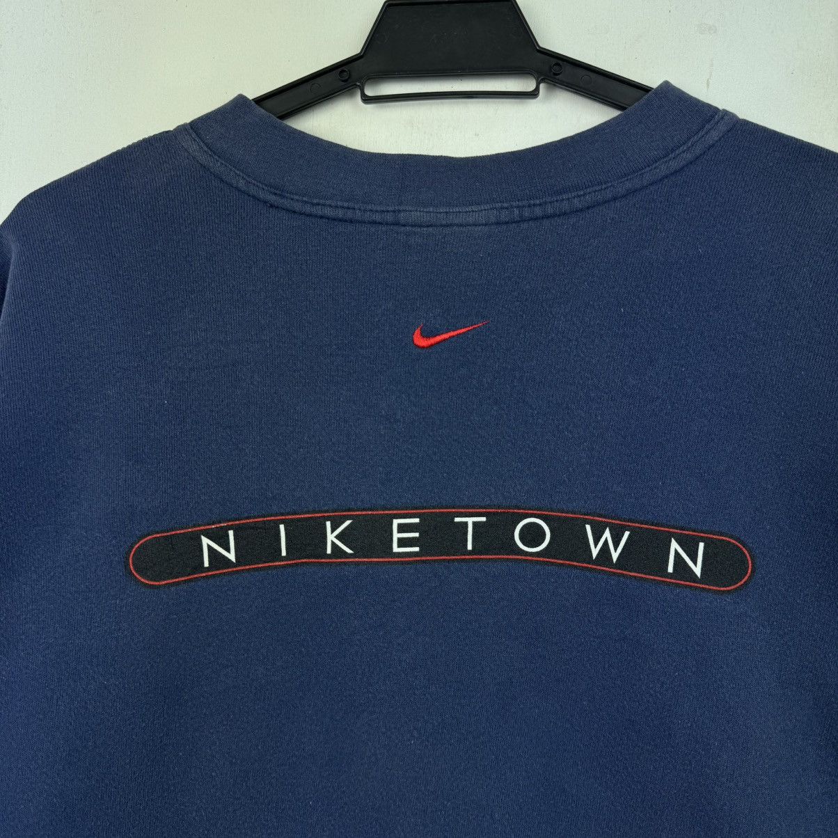 Nike × Vintage Vintage 90s Nike Town Crewneck Sweatshirt Size US XXL / EU 58 / 5 - 2 Thumbnail