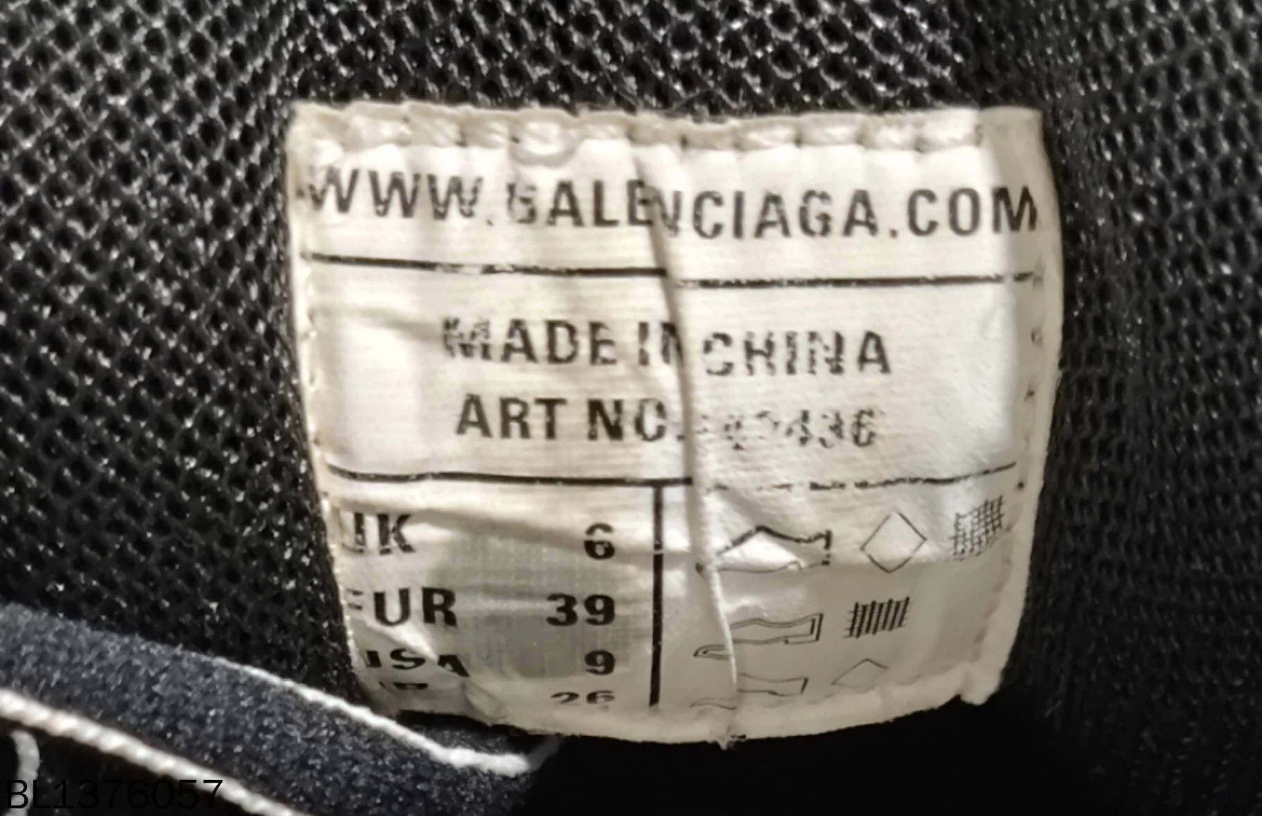 Balenciaga Balenciaga Classic Track Dad Sneakers 98 New 39 Size US 8 / IT 38 - 7 Thumbnail