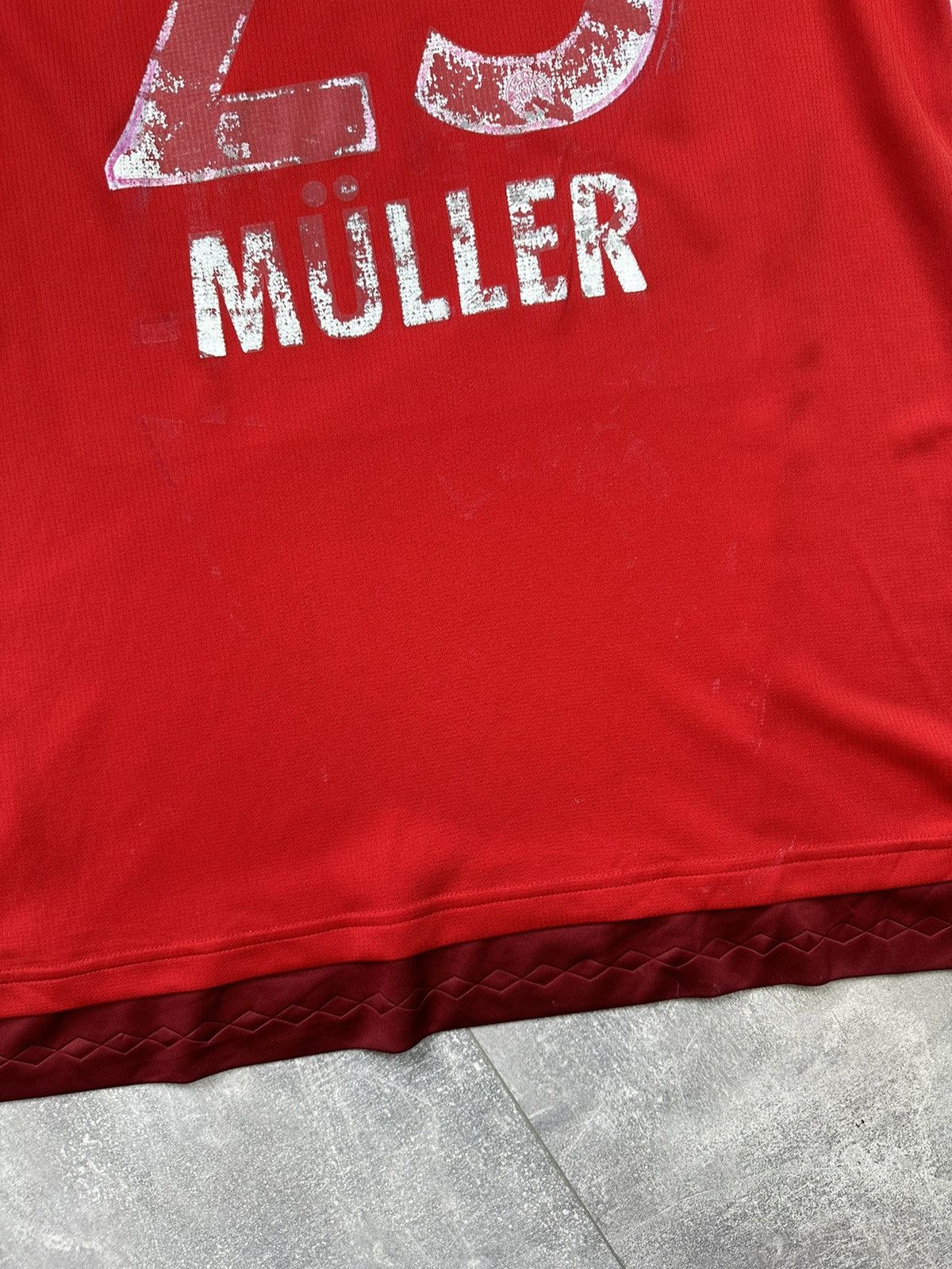 Vintage Adidas FC Bayern Múnchen Muller 25 Bundes Liga Jersey Size US M / EU 48-50 / 2 - 12 Thumbnail