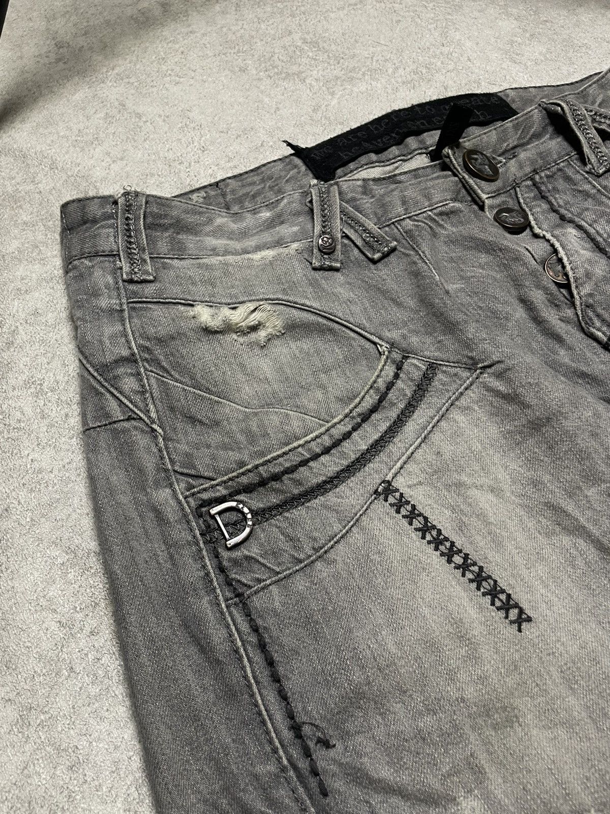 If Six Was Nine RNT23 Skull Destroyed glam denim w/ twisted seams & raw edge Size US 36 / EU 52 - 4 Thumbnail