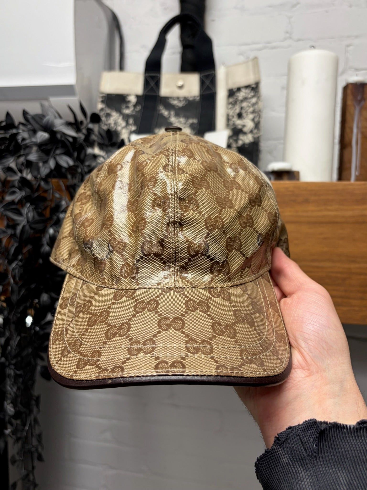 Gucci Gucci Coated Brown Canvas Leather Strap-Back Baseball Cap Size ONE SIZE - 1 Thumbnail